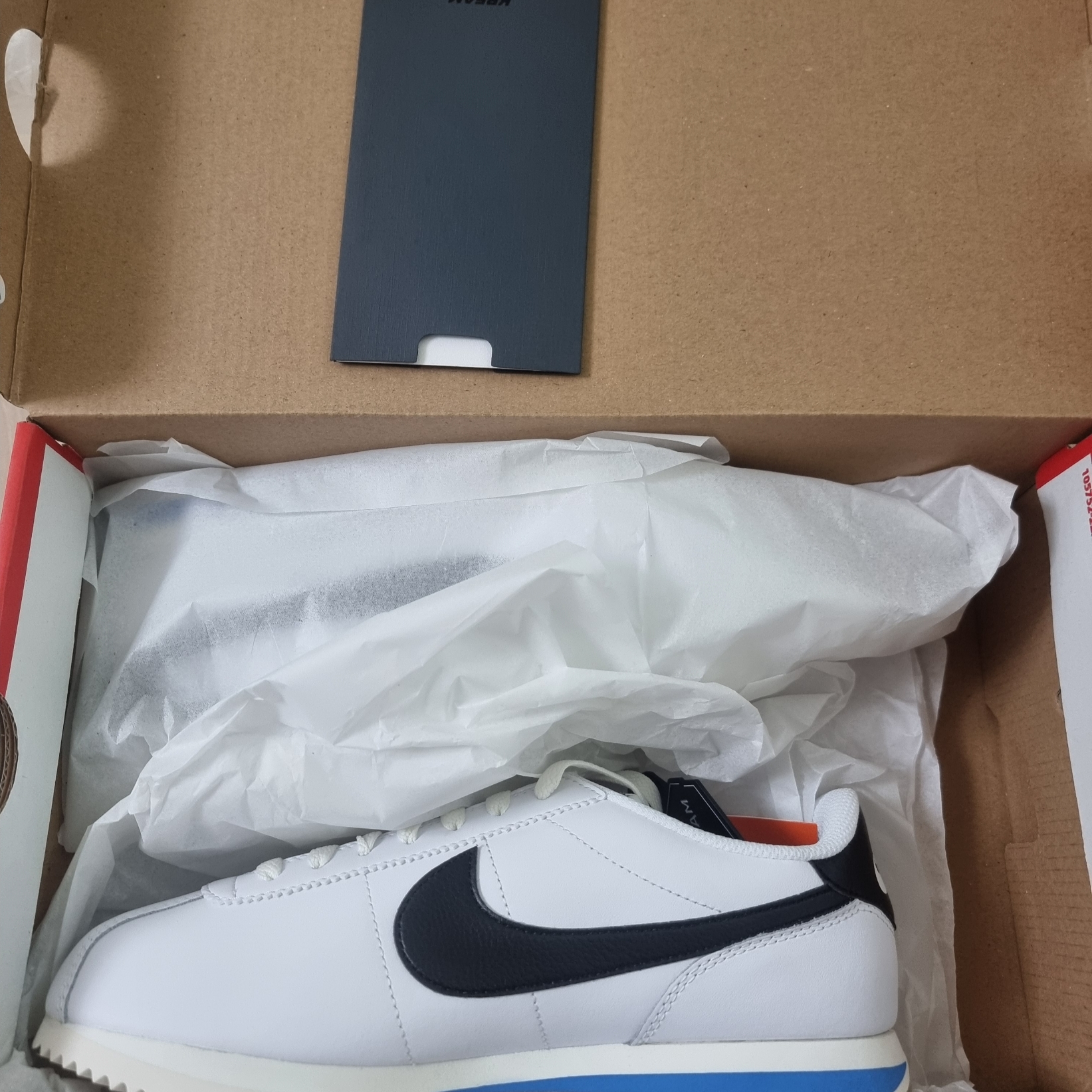 (W) Nike Cortez White and Black 착용 스타일