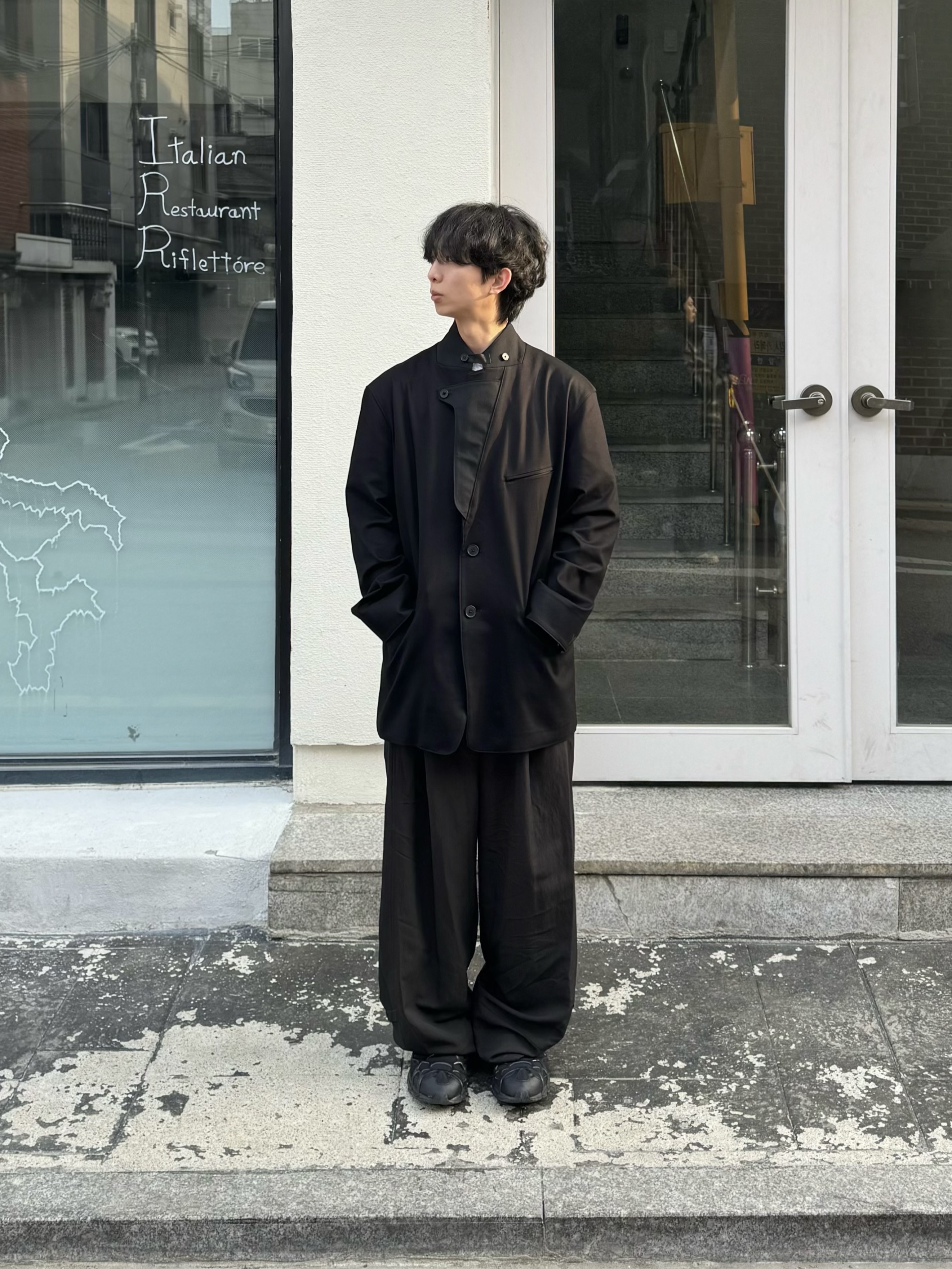 Nike Air Kukini Triple Black 착용 스타일 - 3
