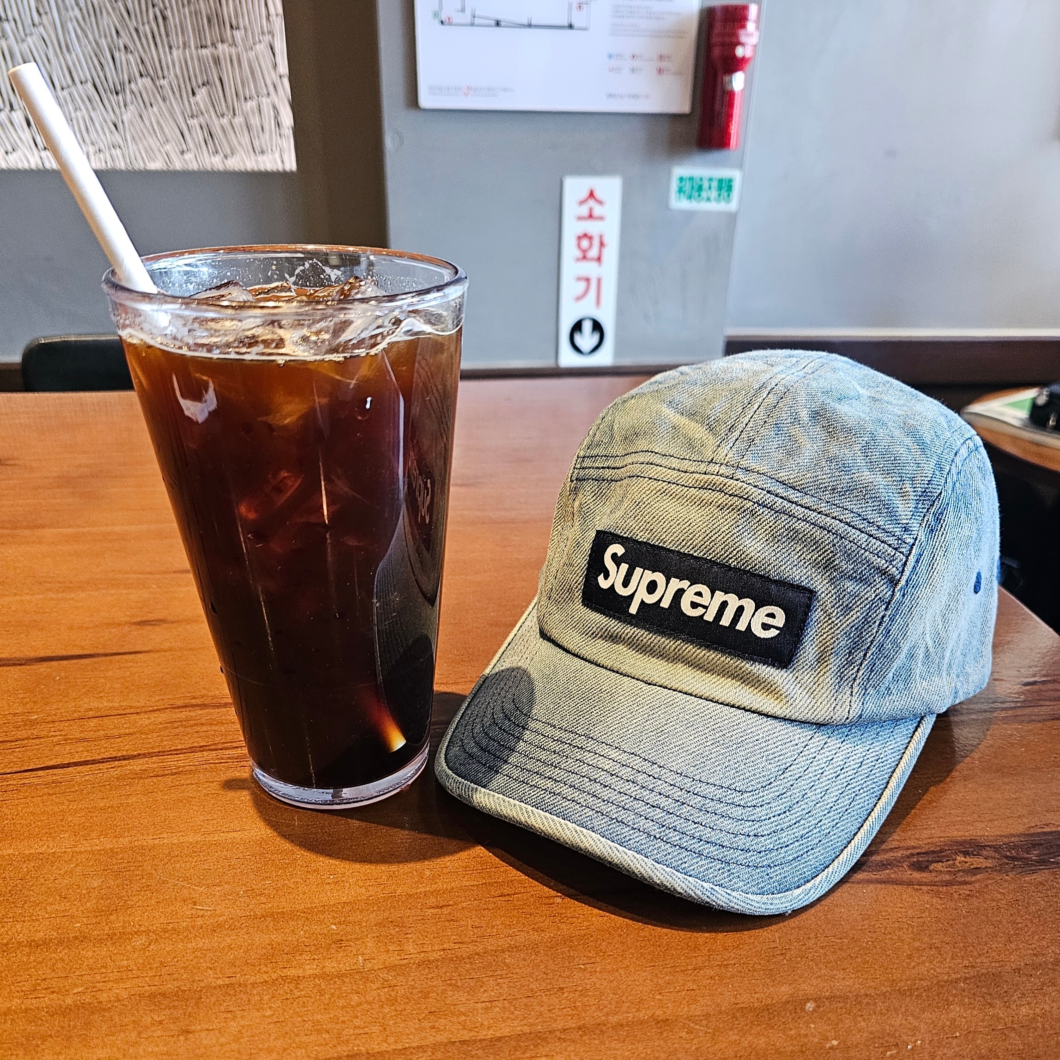 Supreme Washed Chino Twill Camp Cap Dirty Indigo - 24SS 착용 스타일