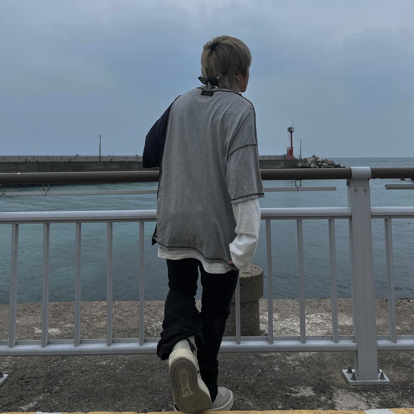 Converse x Drkshdw Turbowpn Pelican 착용 스타일 - 4