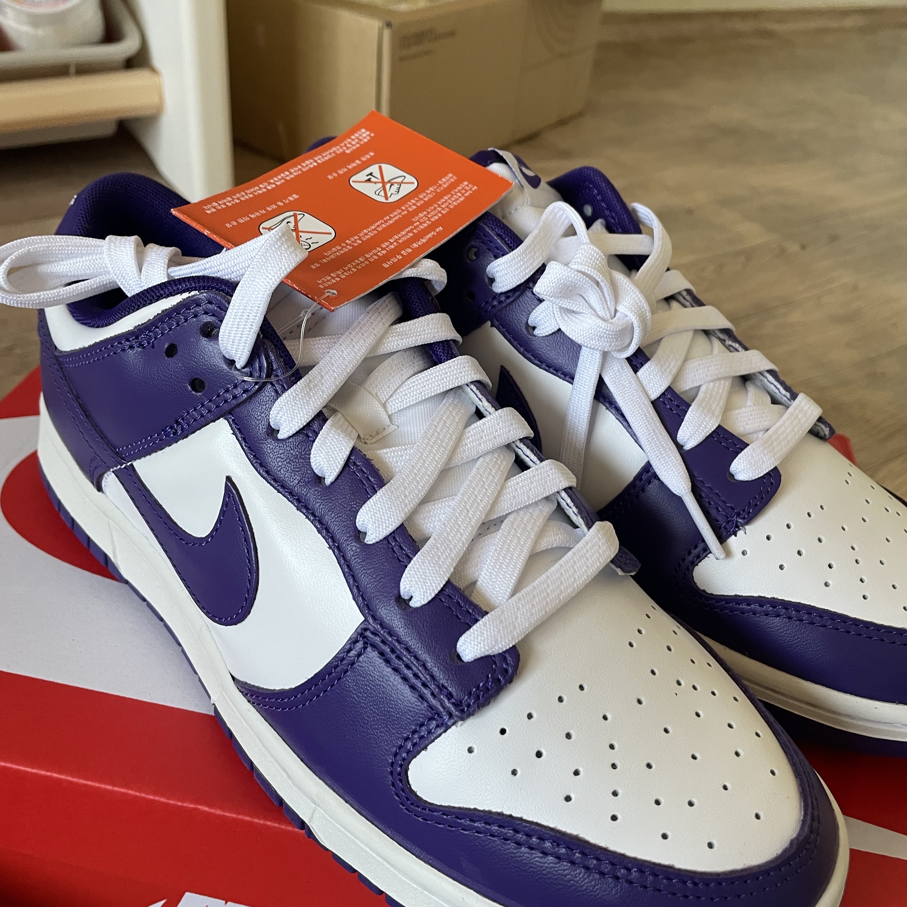 Nike Dunk Low Retro Championship Court Purple 착용 스타일