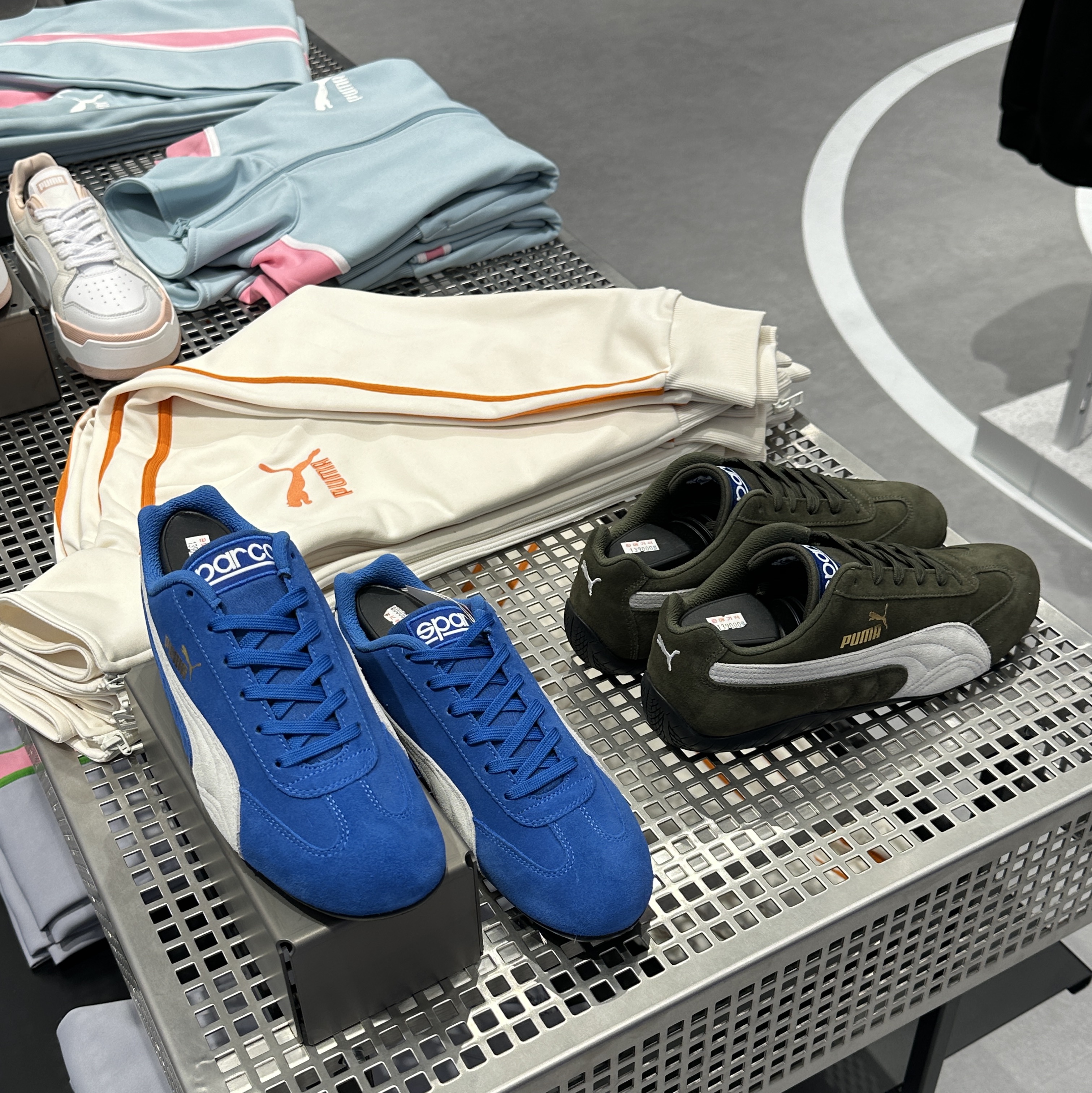 Puma Speedcat OG Sparco Strong Blue White, Puma Speedcat OG Sparco Forest Night Puma White 착용 스타일
