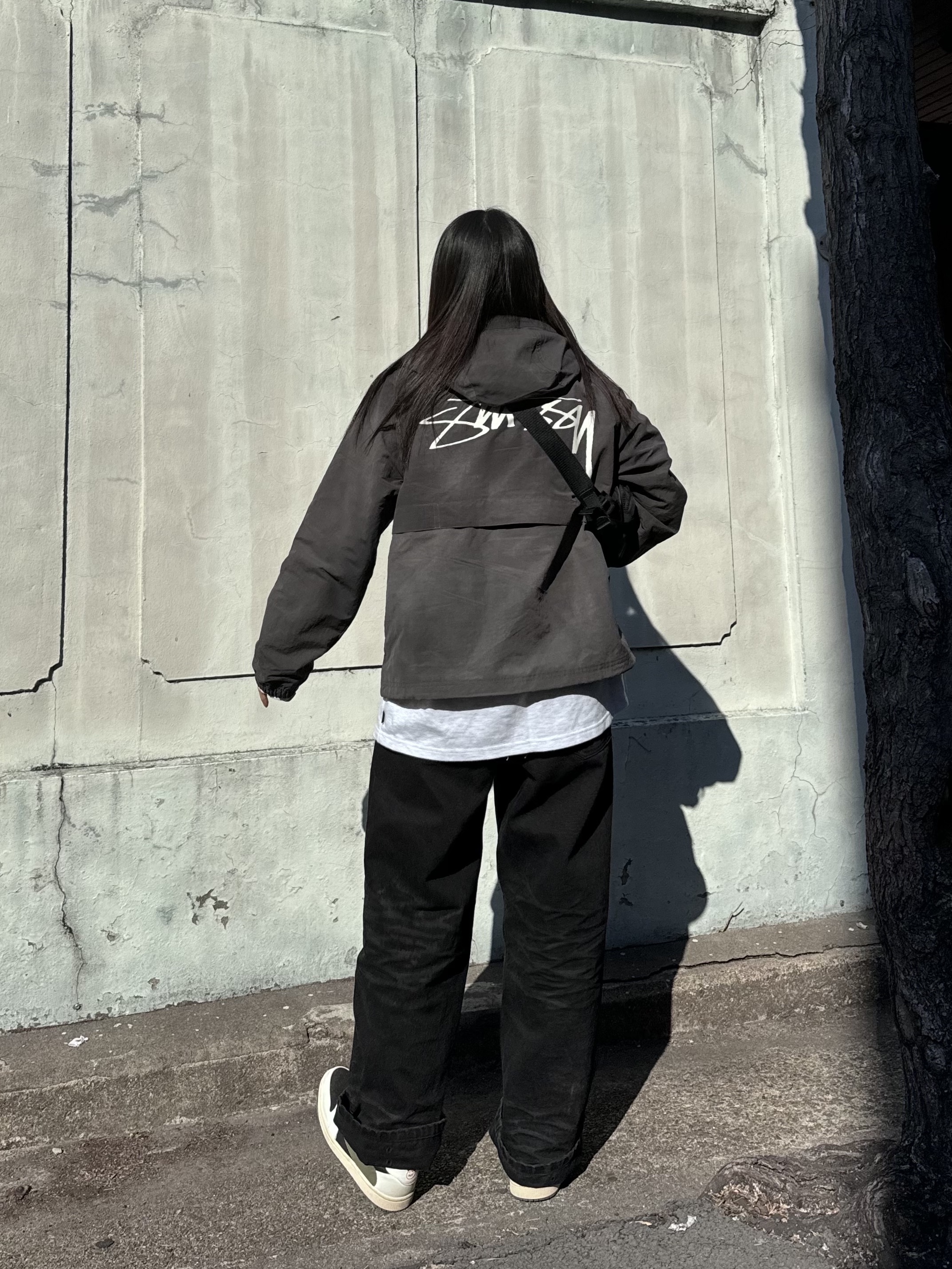 Found Pocket Pacemaker Waist Bag Black, Stussy Wave Dye Beach Shell Jacket Black 착용 스타일 - 1