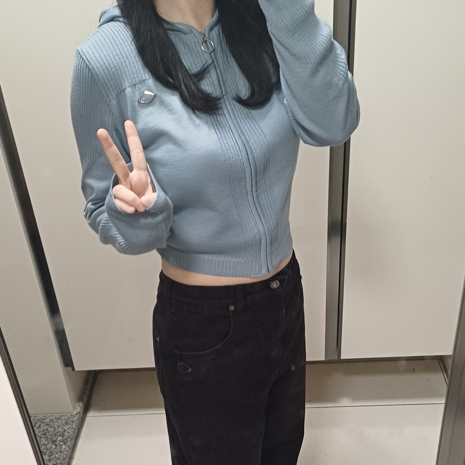 (W) Mischief Rhombus Slouchy Washed Jeans Black 착용 스타일 - 1