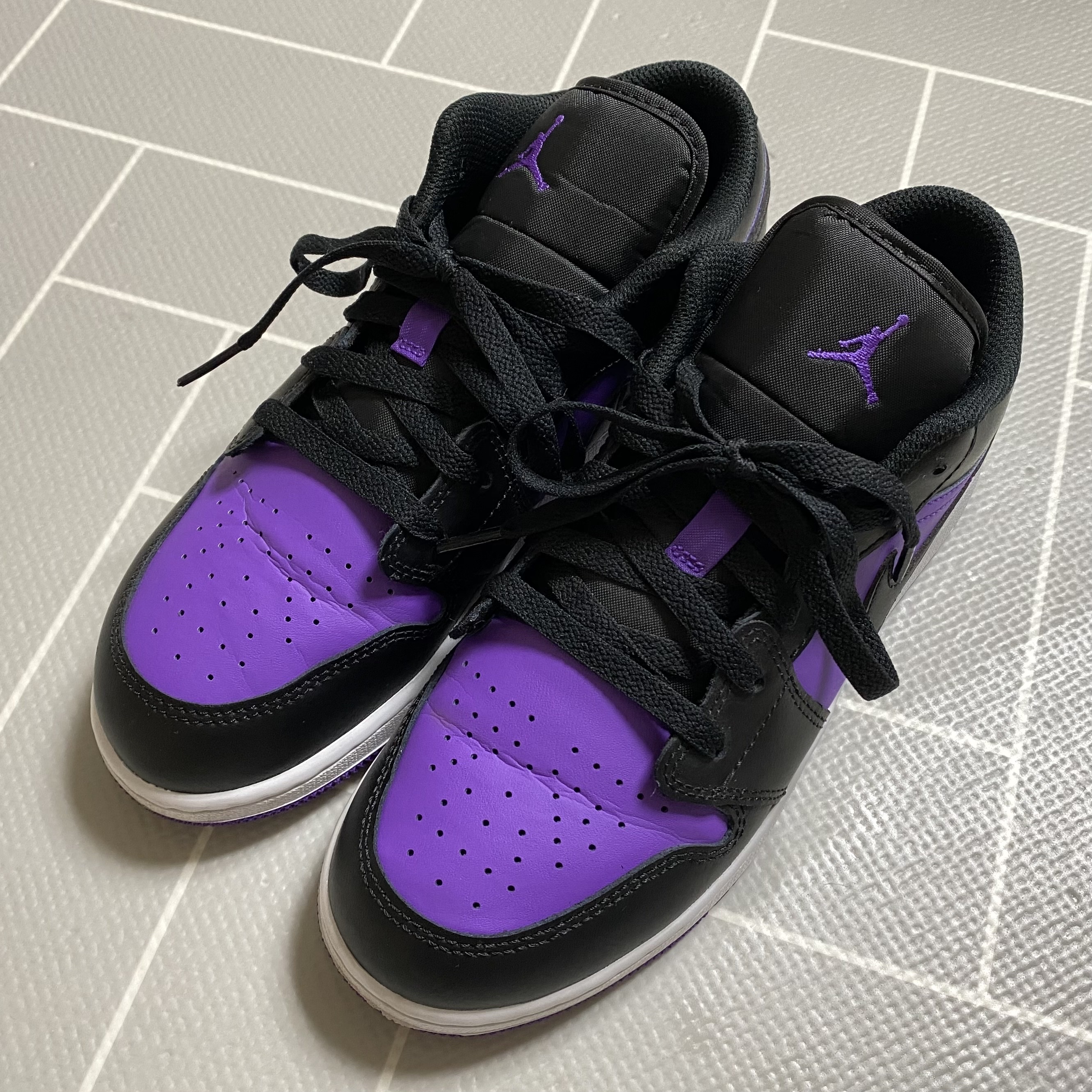 (GS) Jordan 1 Low Purple Venom Black 착용 스타일
