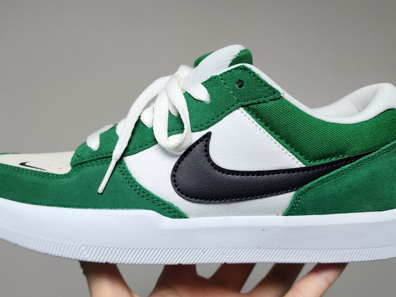 Nike SB Force 58 Pine Green Black 착용 스타일