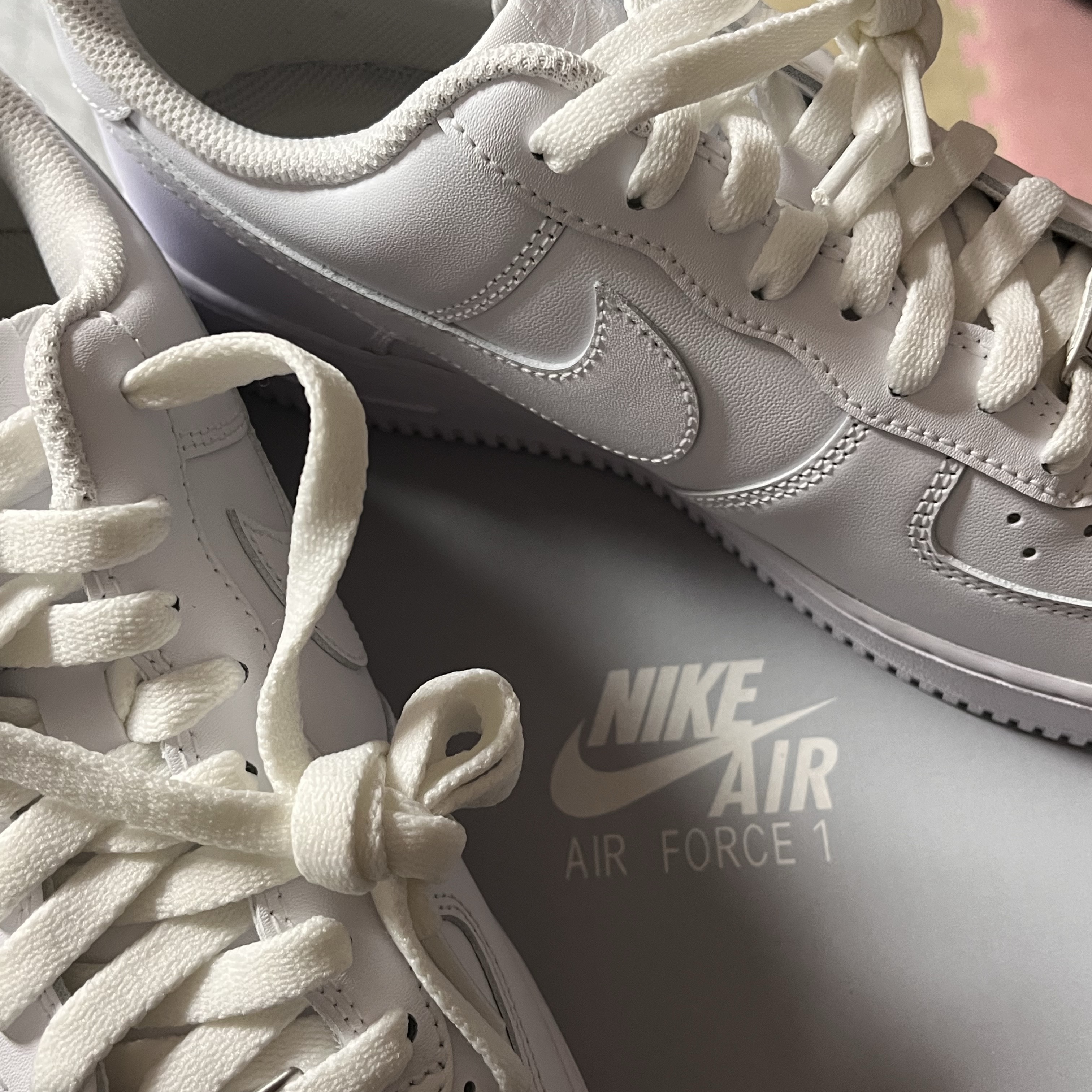 Nike Air Force 1 '07 Low White 착용 스타일 - 2