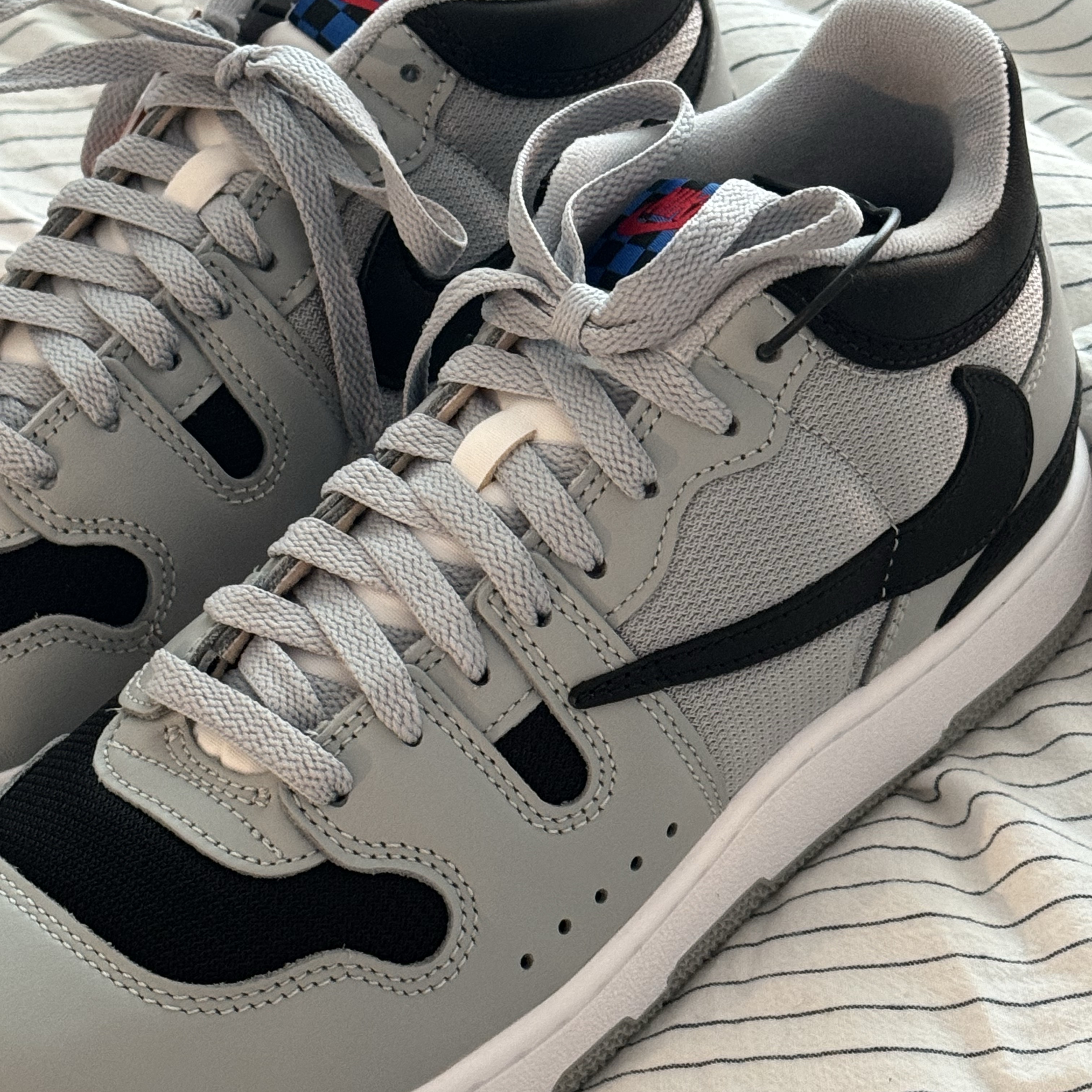 Nike x Travis Scott Mac Attack SP Light Smoke Grey 착용 스타일