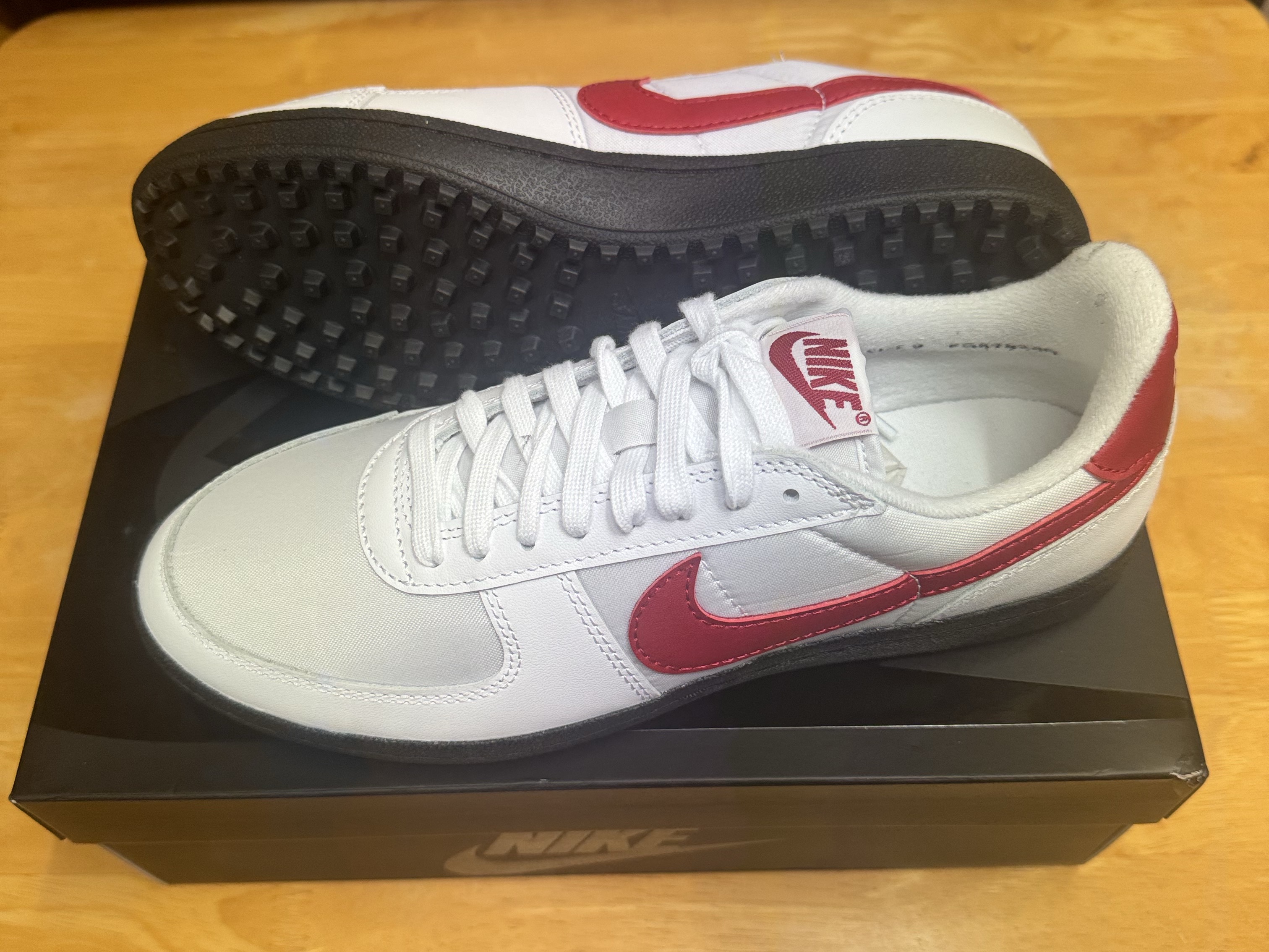 Nike Field General 82 SP White and Varsity Red 착용 스타일 - 2
