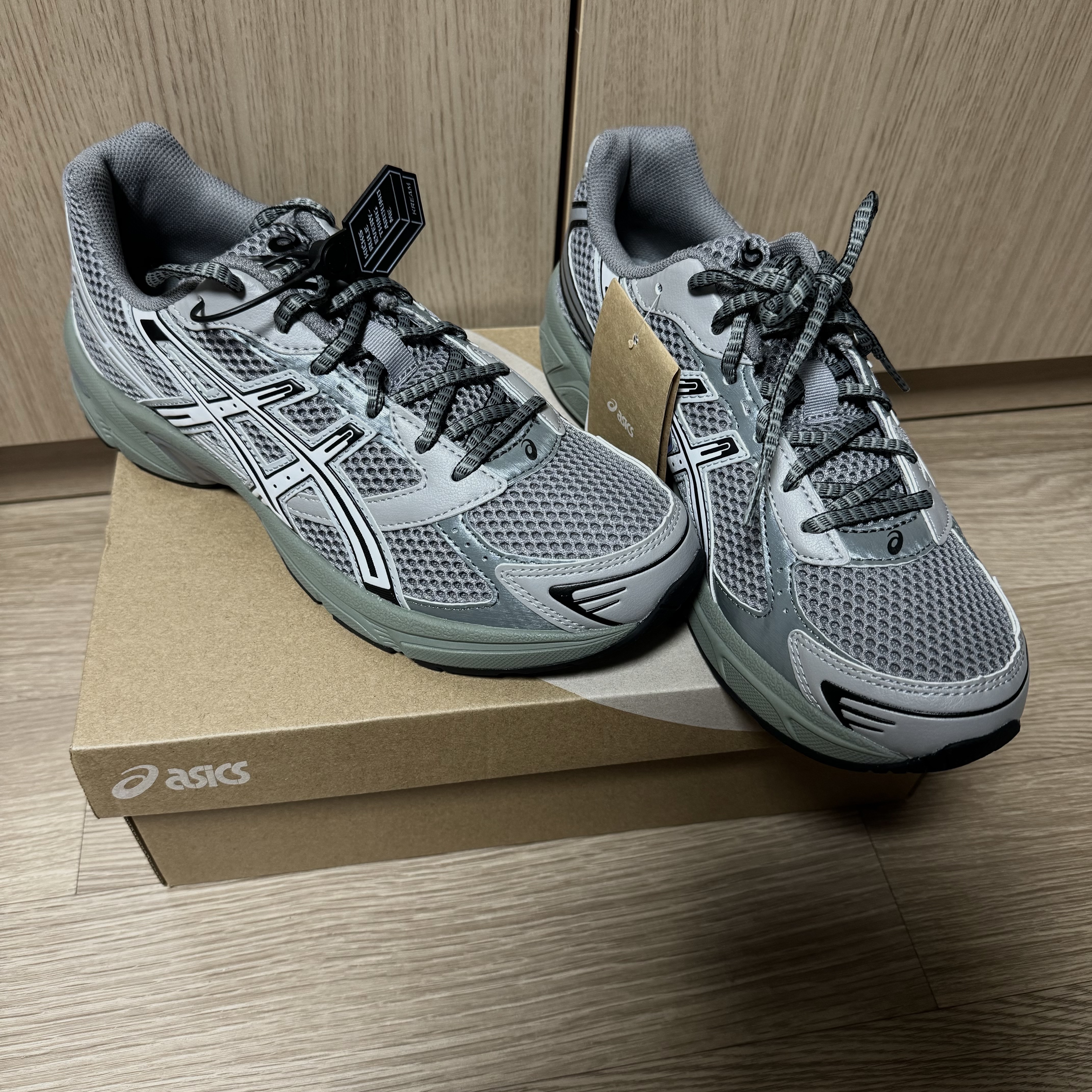 Asics Gel-1130 Wild Dove White - Folder Exclusive 착용 스타일 - 2