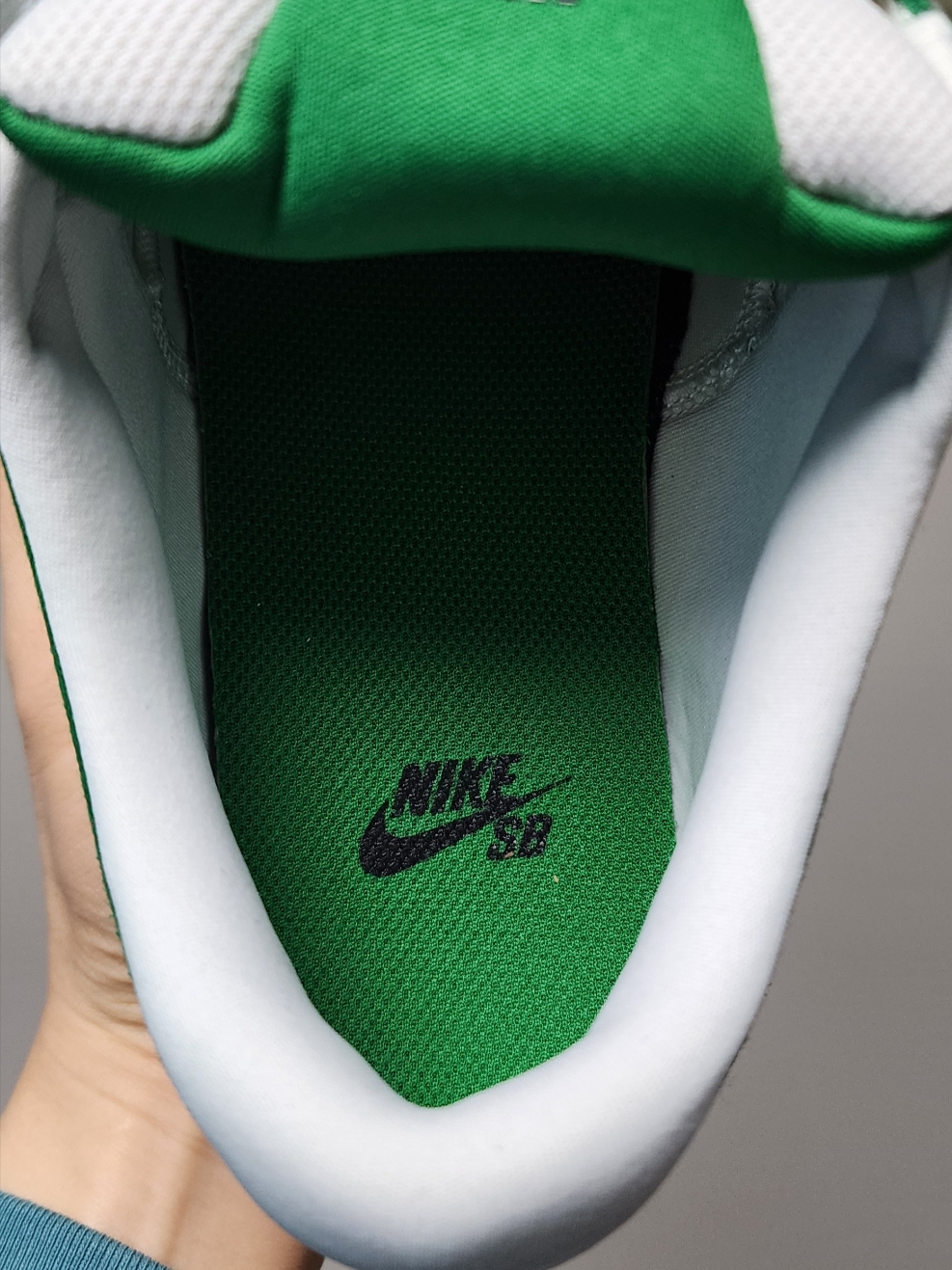 Nike SB Force 58 Pine Green Black 착용 스타일