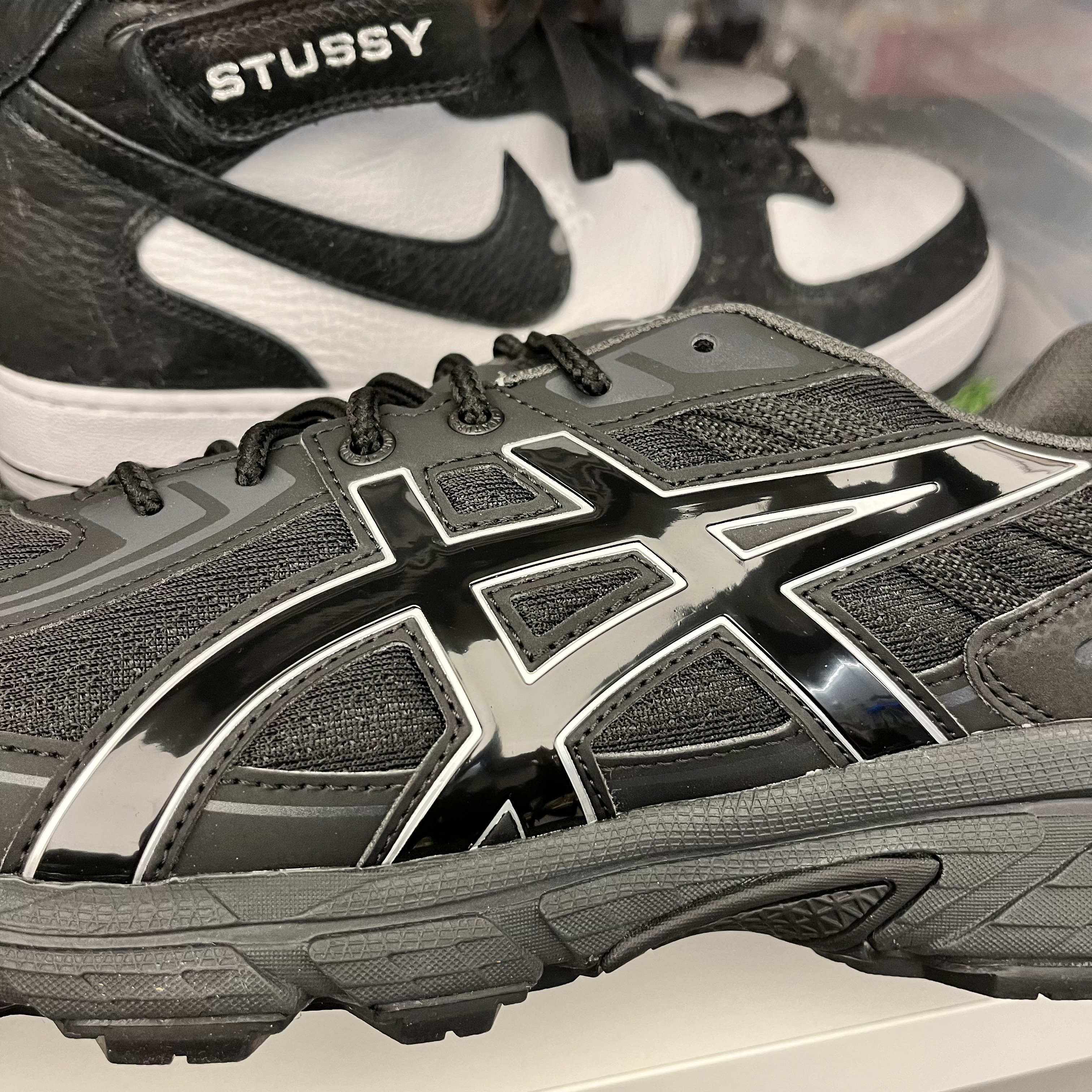 Asics Gel-Venture 6 SPS Black 착용 스타일 - 1