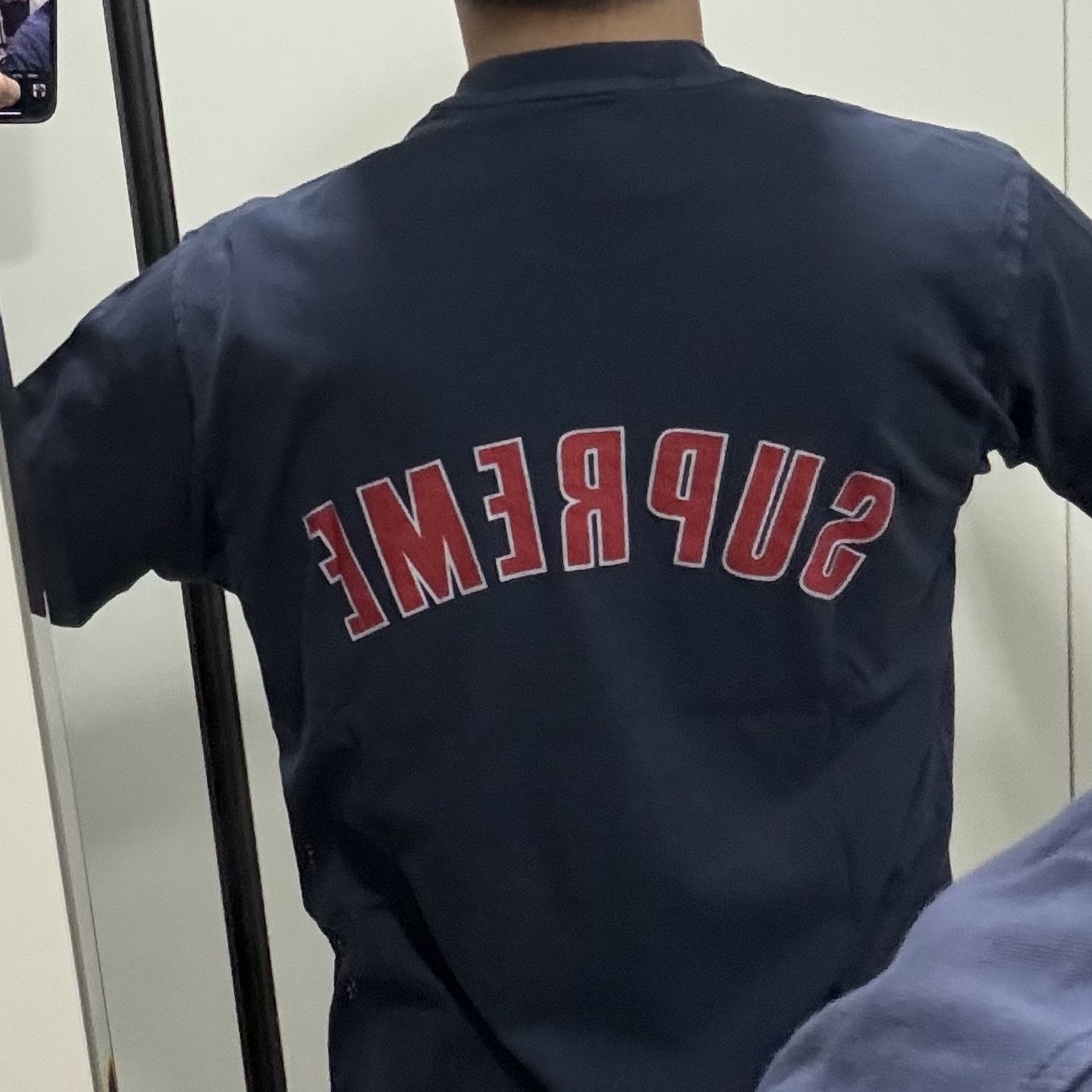 Supreme Cracked Arc S/S Top Navy - 24SS 착용 스타일