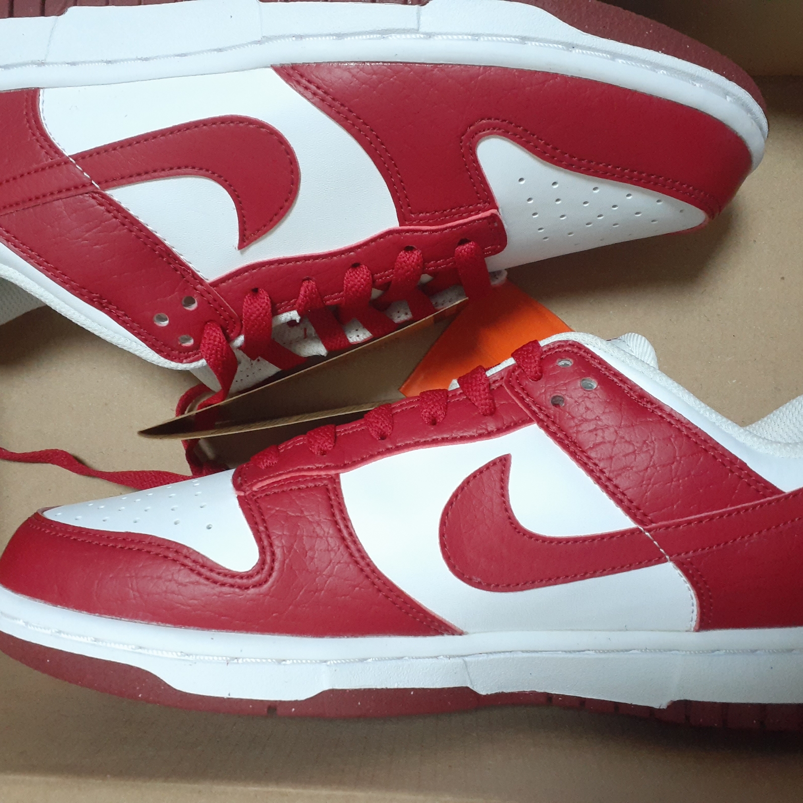 (W) Nike Dunk Low Next Nature Gym Red 착용 스타일 - 1