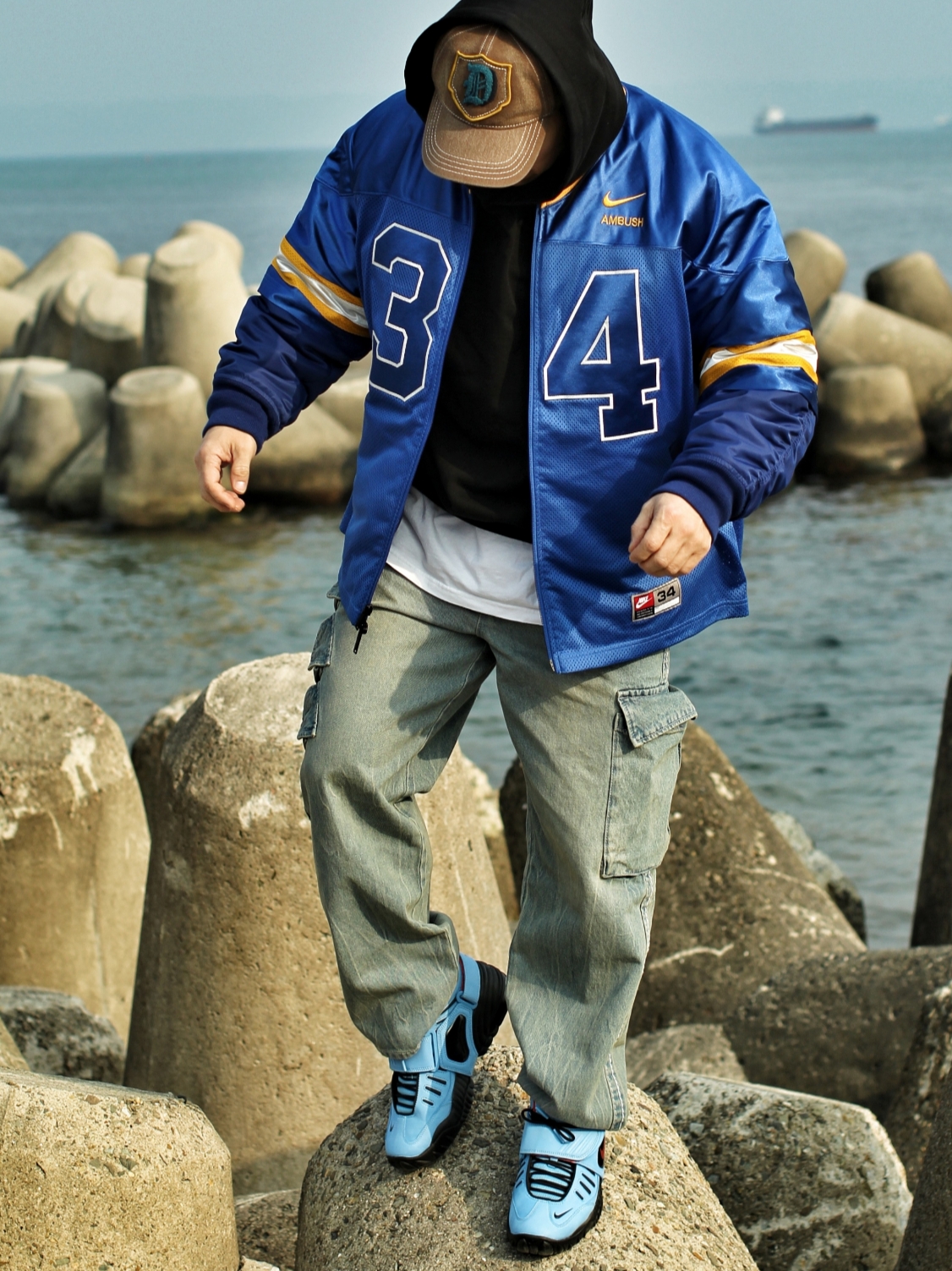 ナイキxアンブッシュ フットボールジャケット ディープロイヤルブルー