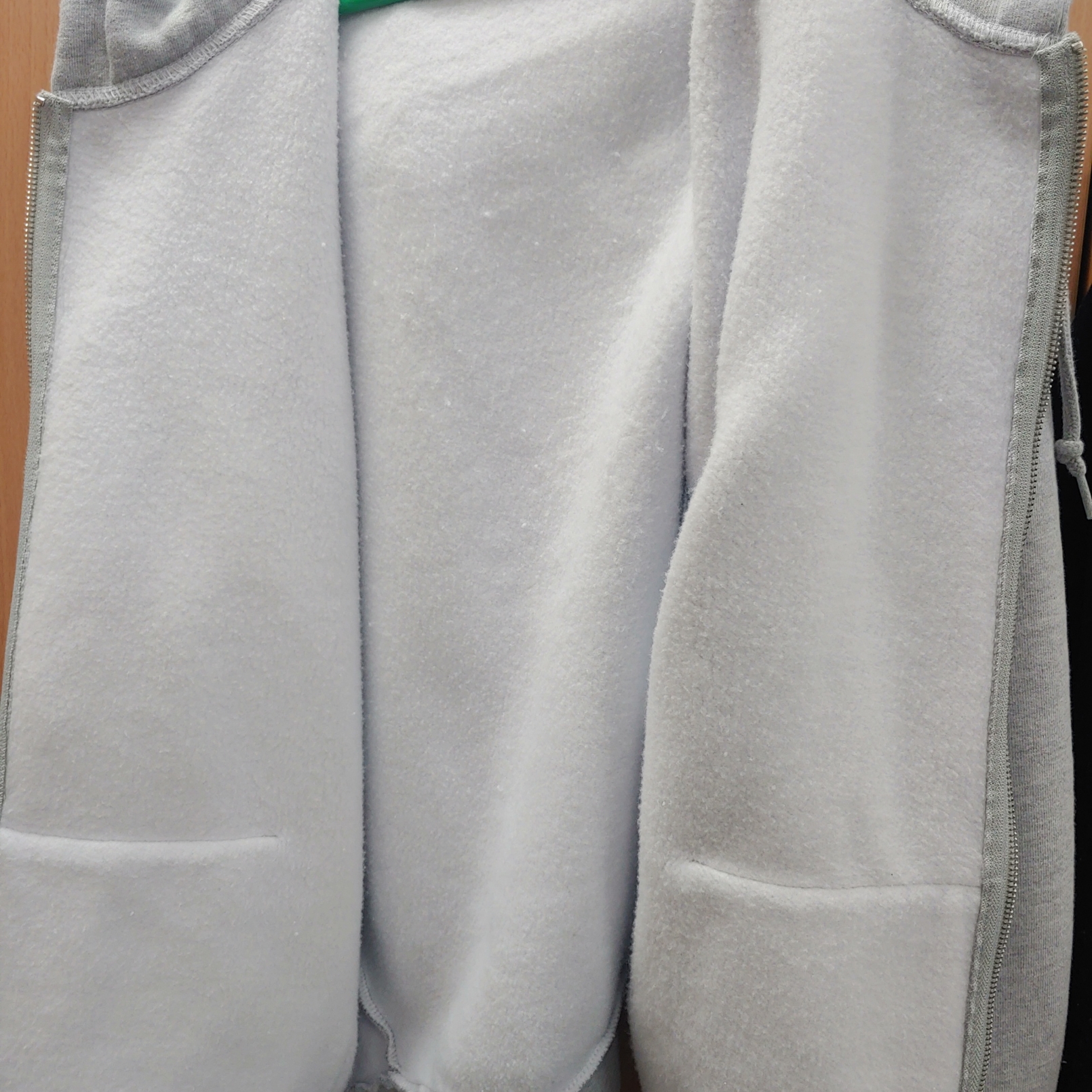 IAB Studio x Obey Icon Extra Heavy Zip Hoodie Grey Heather, IAB Studio Half Zip-Up Black White 착용 스타일 - 2