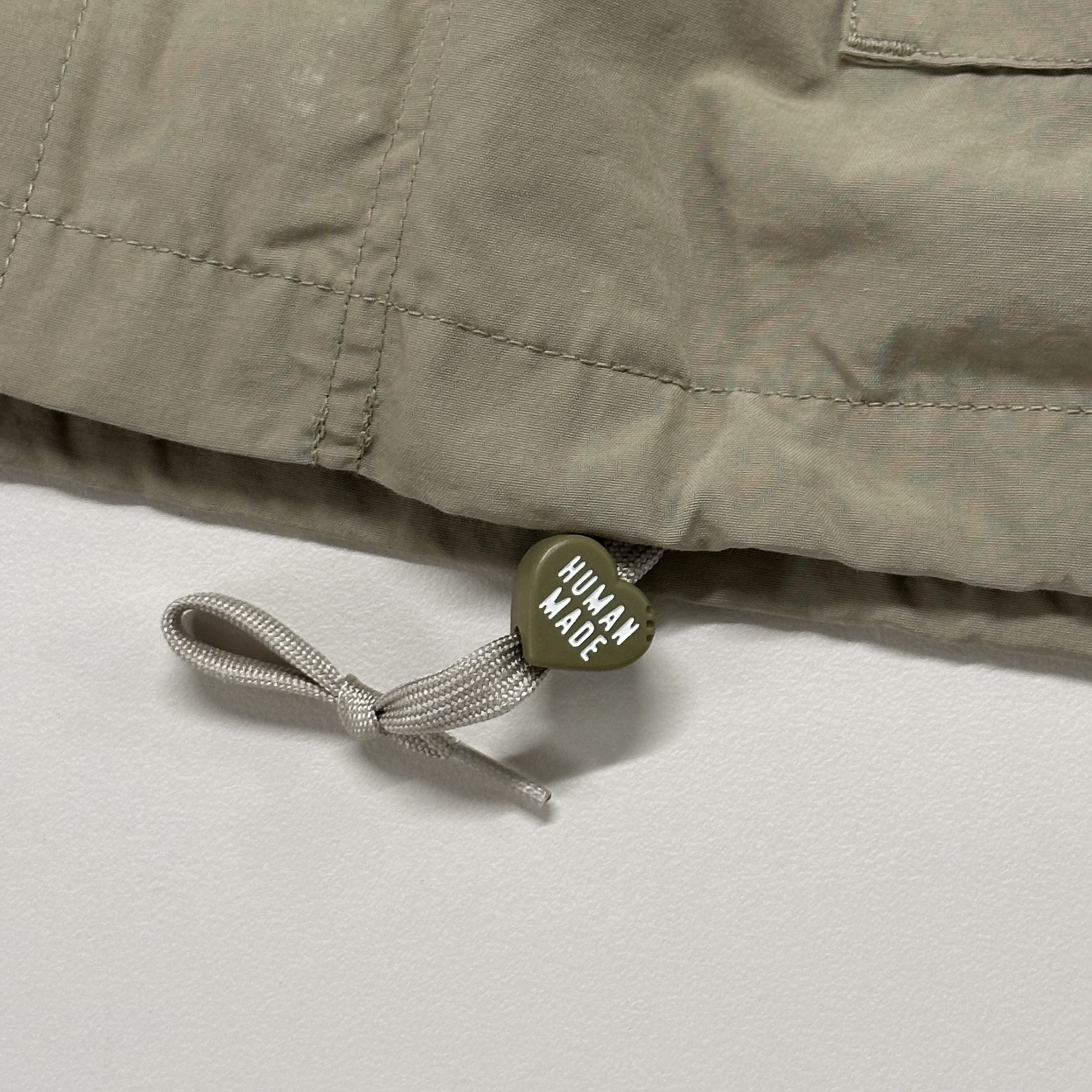 Human Made Mountain Parka Beige 착용 스타일 - 4
