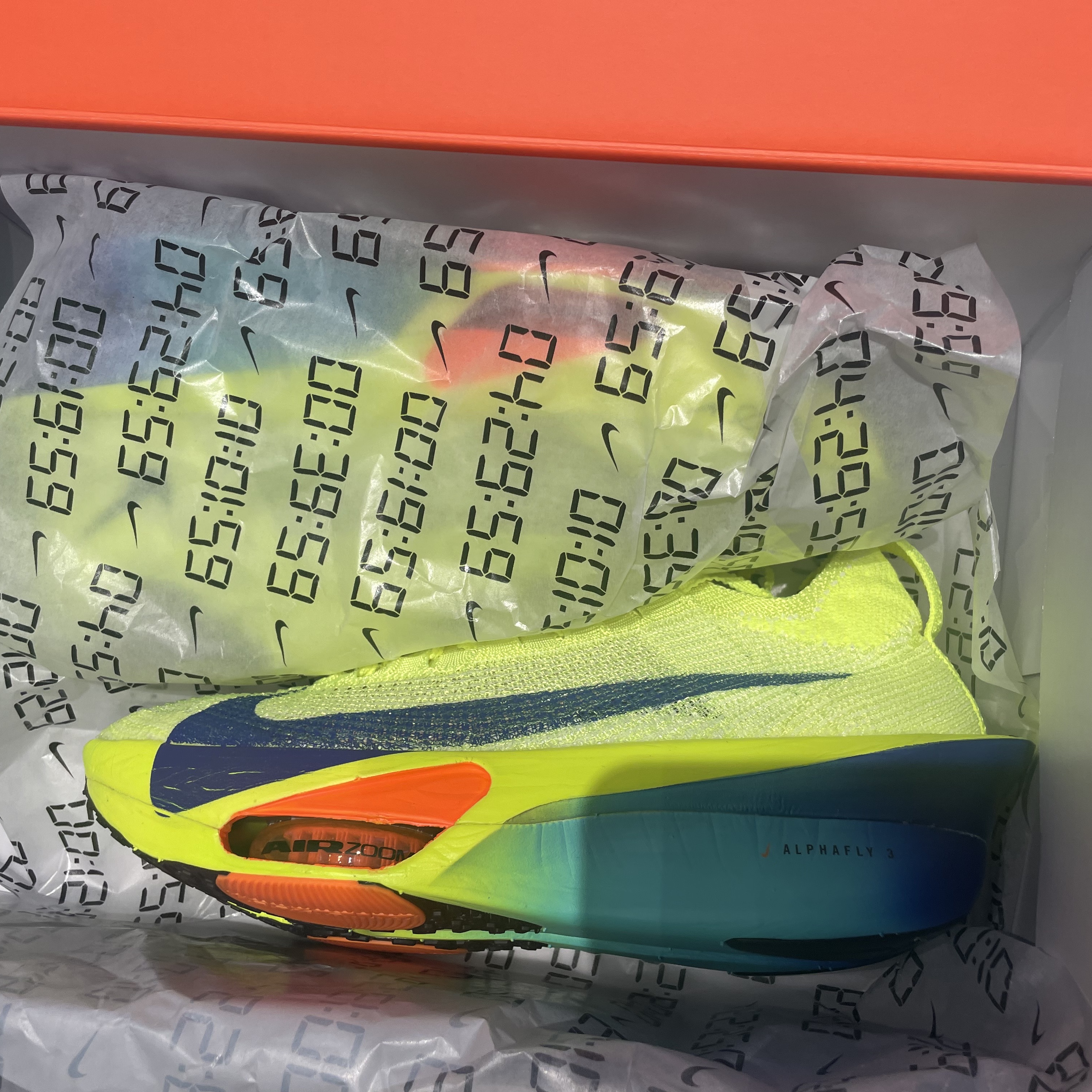 (W) Nike Air Zoom Alphafly Next% 3 Volt 착용 스타일 - 1