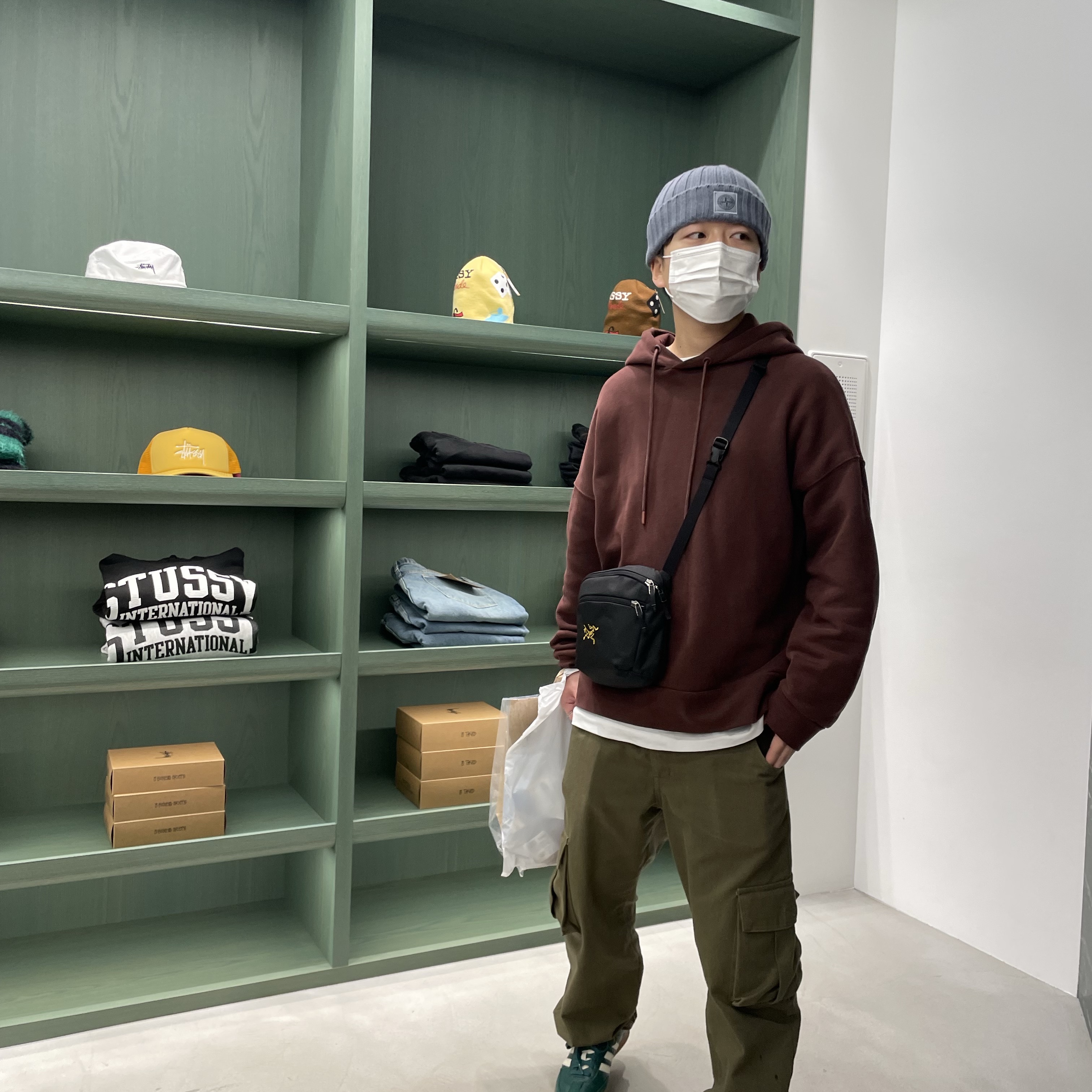 Zara x Studio Nicholson Oversized Hooded Sweatshirt Brown, (W) Adidas Samba OG Collegiate Green Cream White 착용 스타일