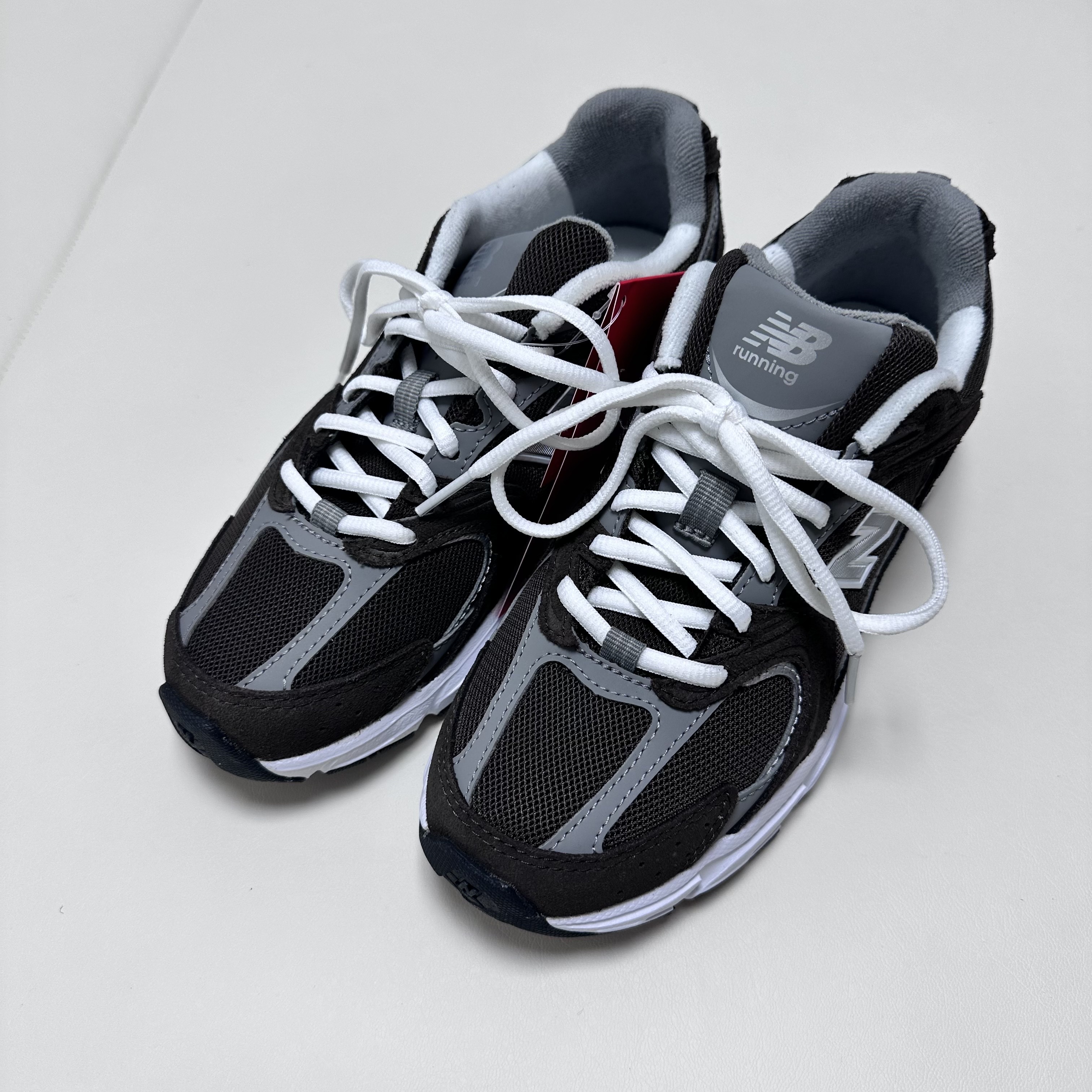 New Balance 530 Rich Earth 착용 스타일 - 2