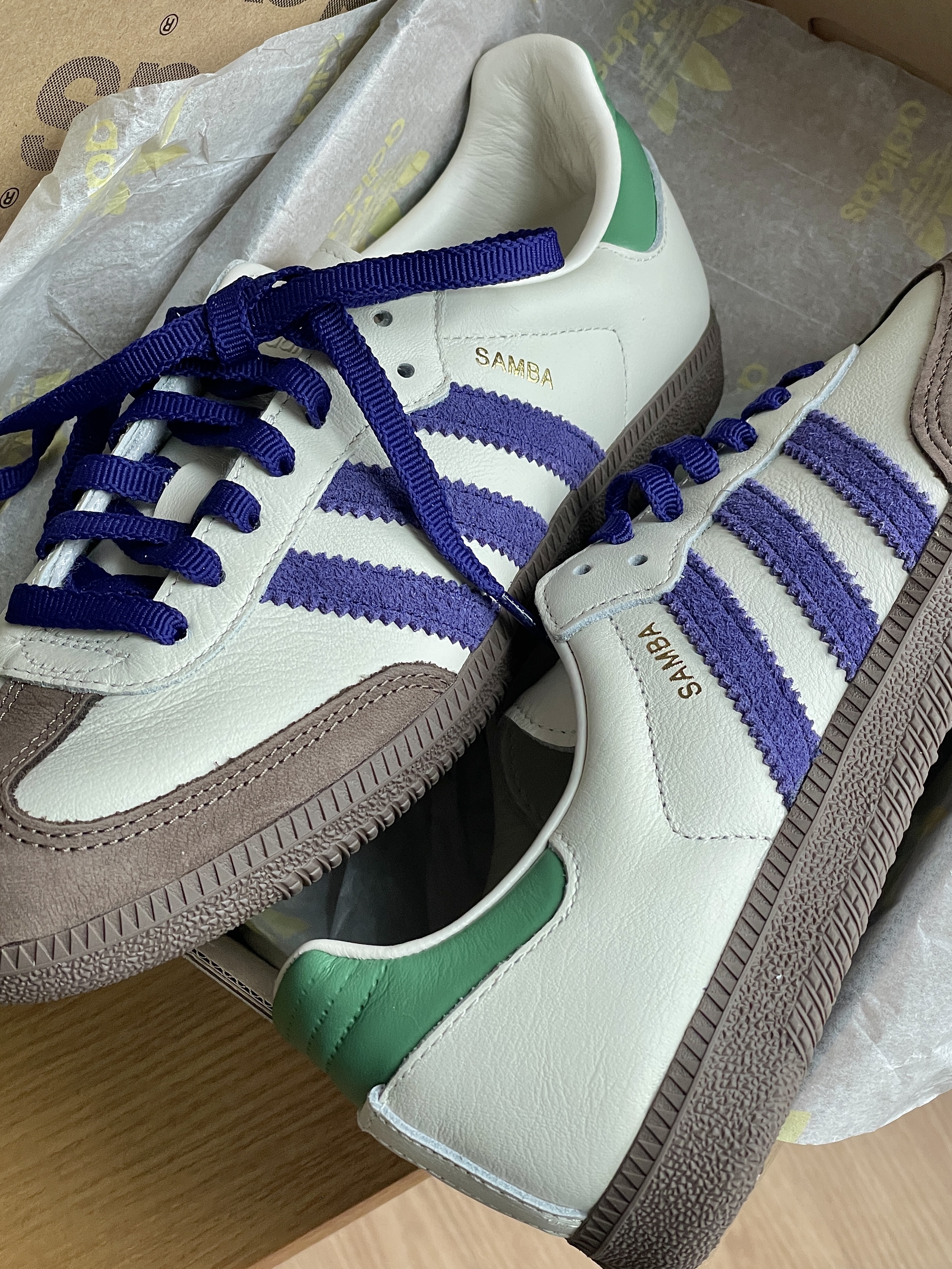 (W) Adidas Samba OG Off White Collegiate Purple 착용 스타일 - 2