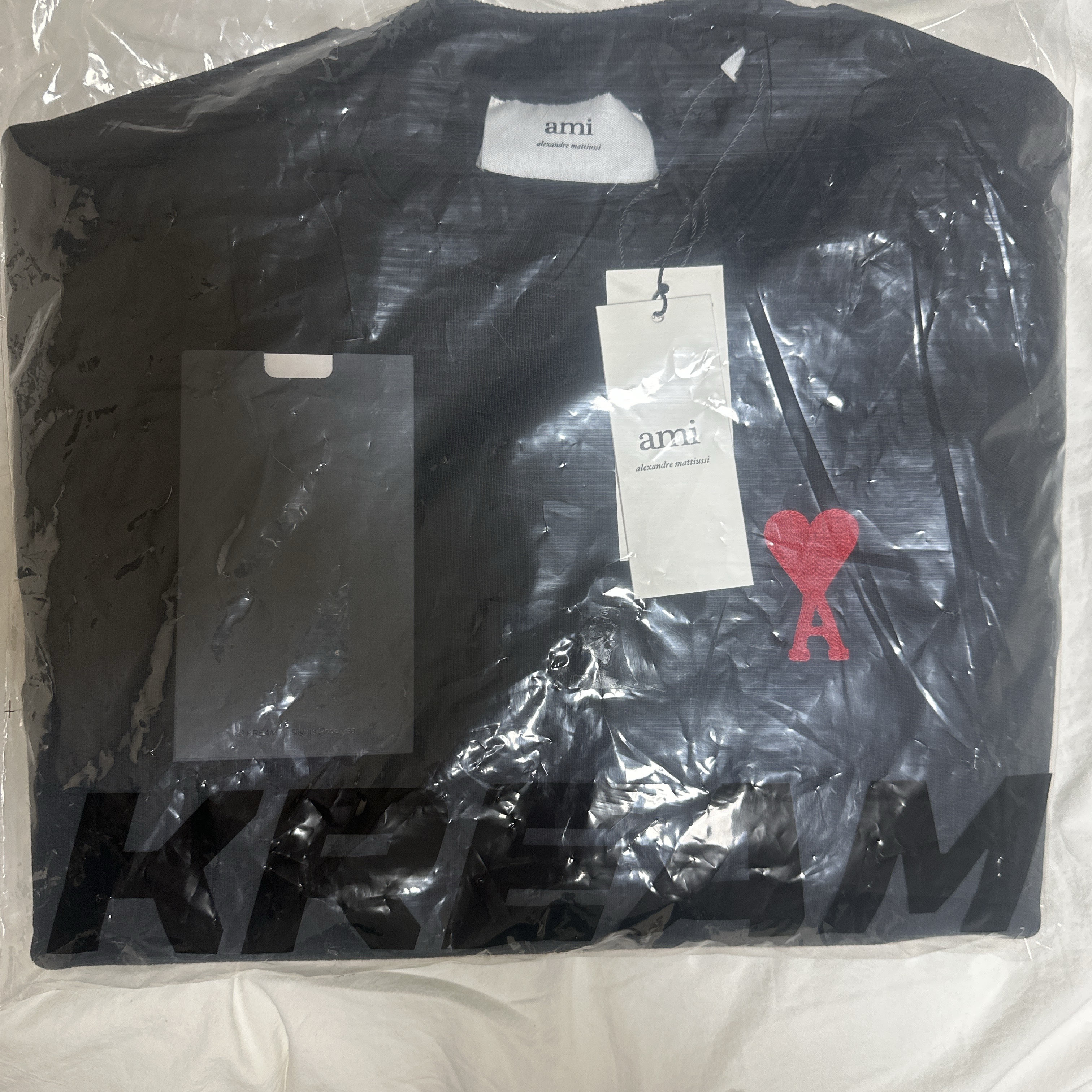 AMI de Coeur Sweatshirt Black 착용 스타일