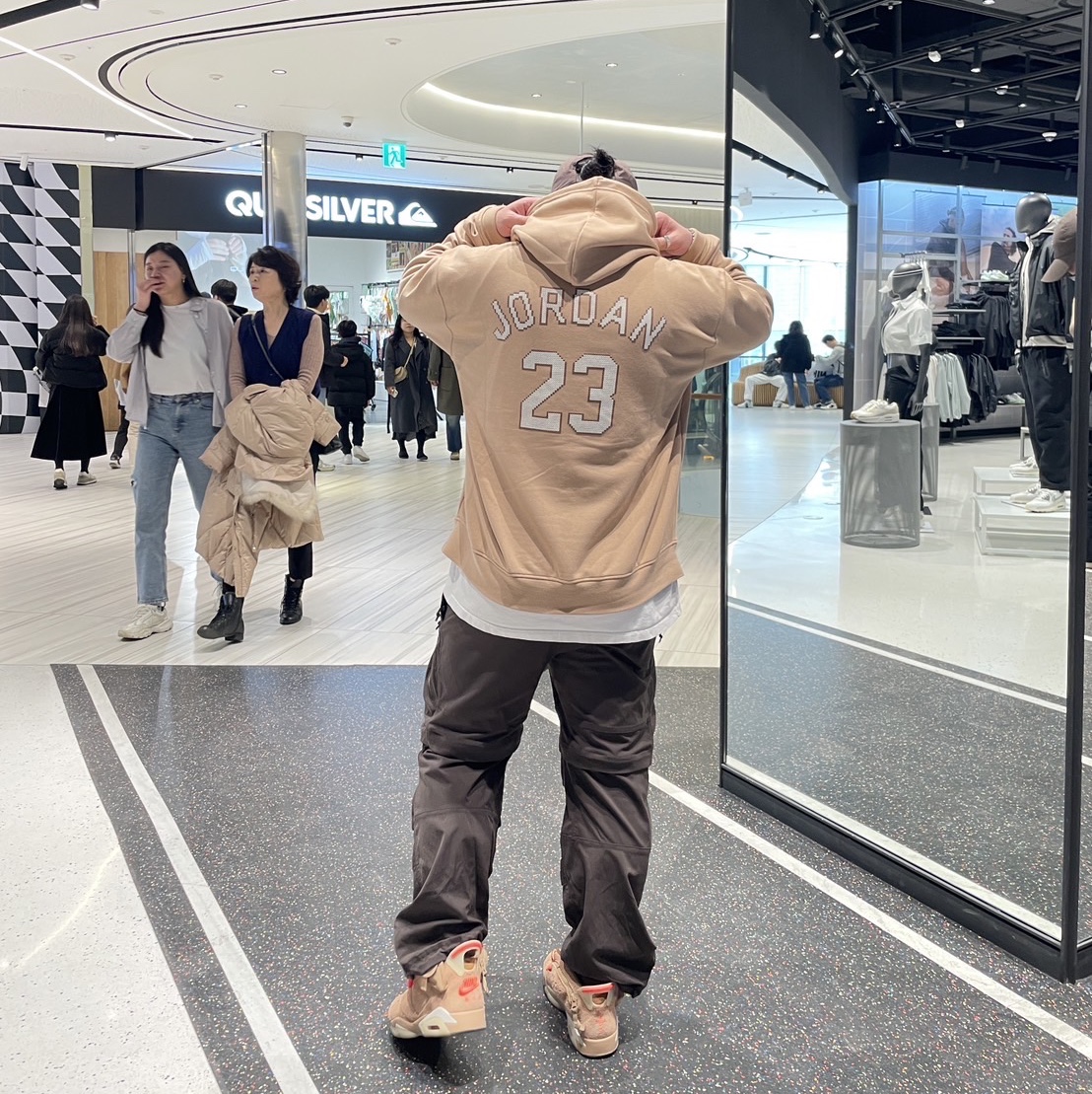 Nike ACG Heritage 86 Cap Ironstone, Nike ACG Smith Summit Cargo Pants Velvet Brown - Asia 착용 스타일