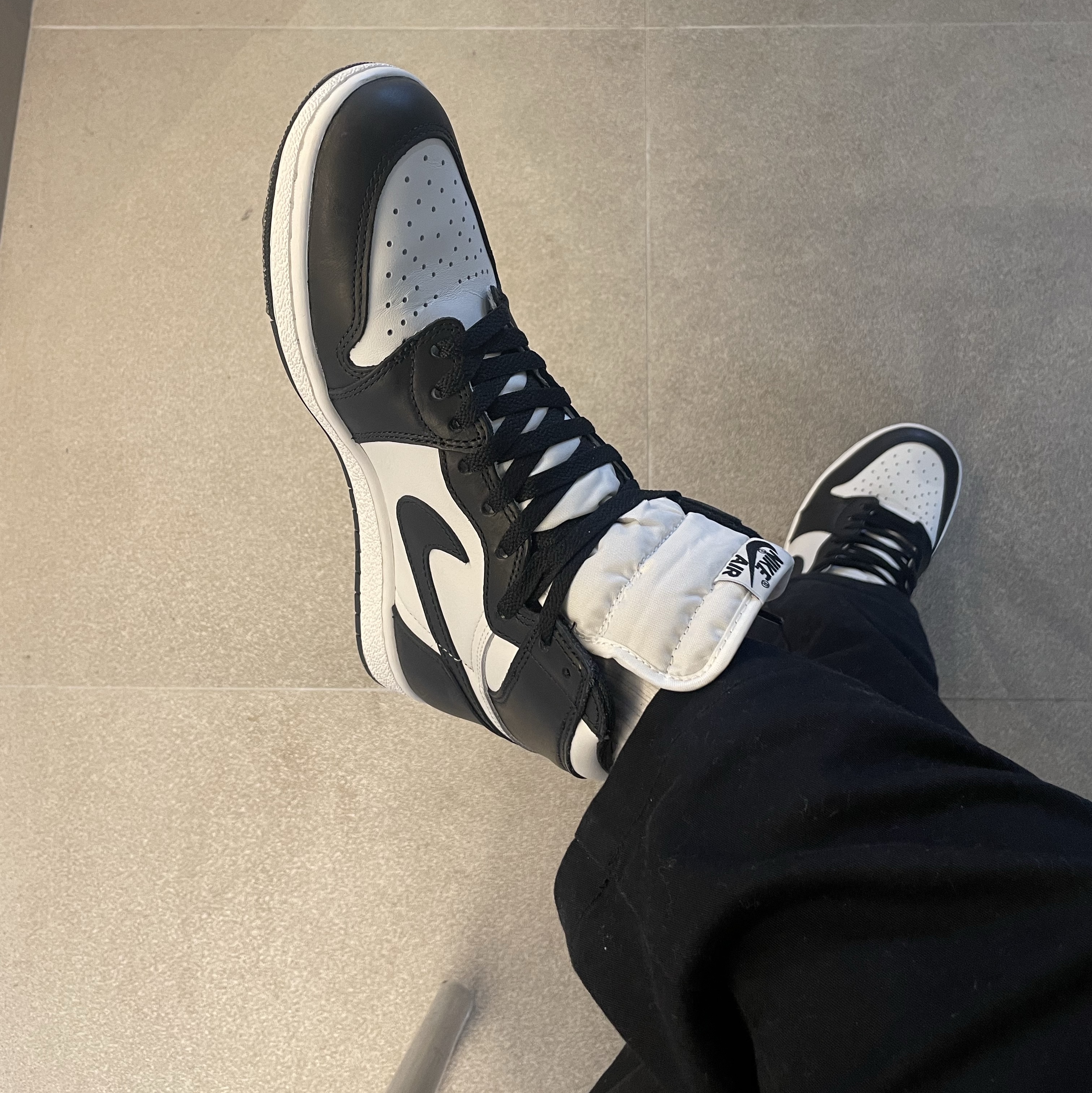 Jordan 1 High 85 Black White 착용 스타일