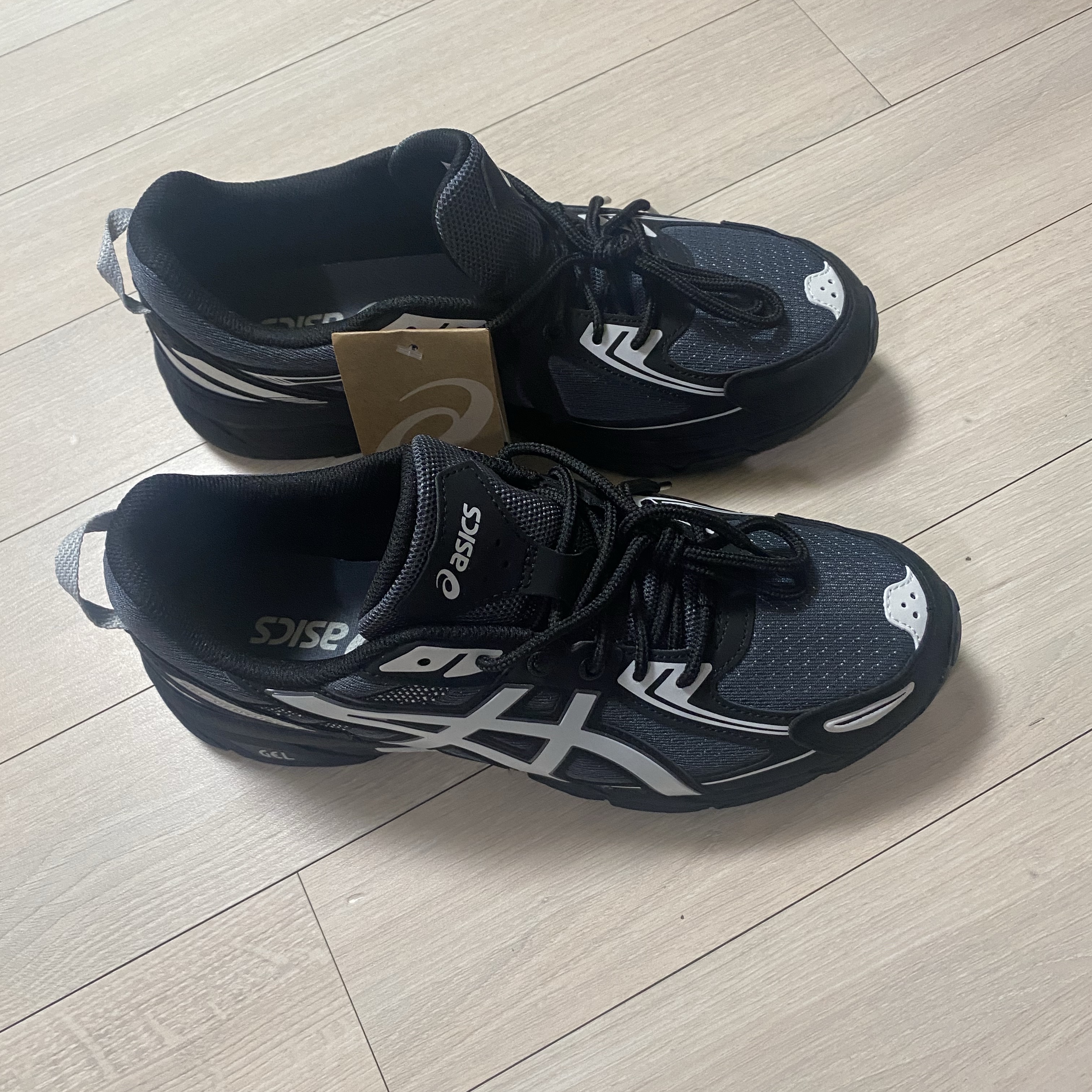 Asics Gel-Venture 6 Carrier Grey 착용 스타일 - 2