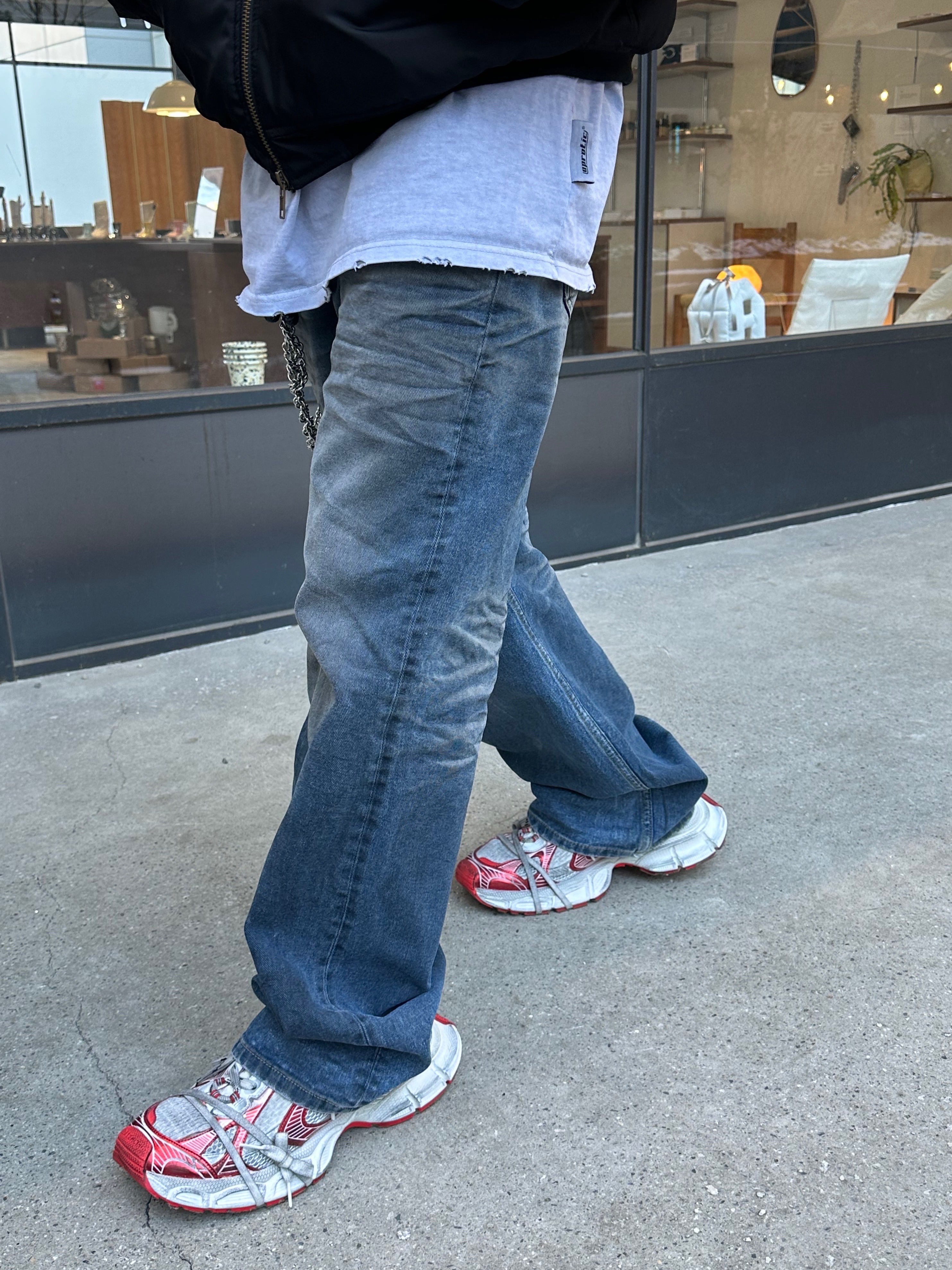 Balenciaga 3XL Sneakers White Red 착용 스타일 - 7