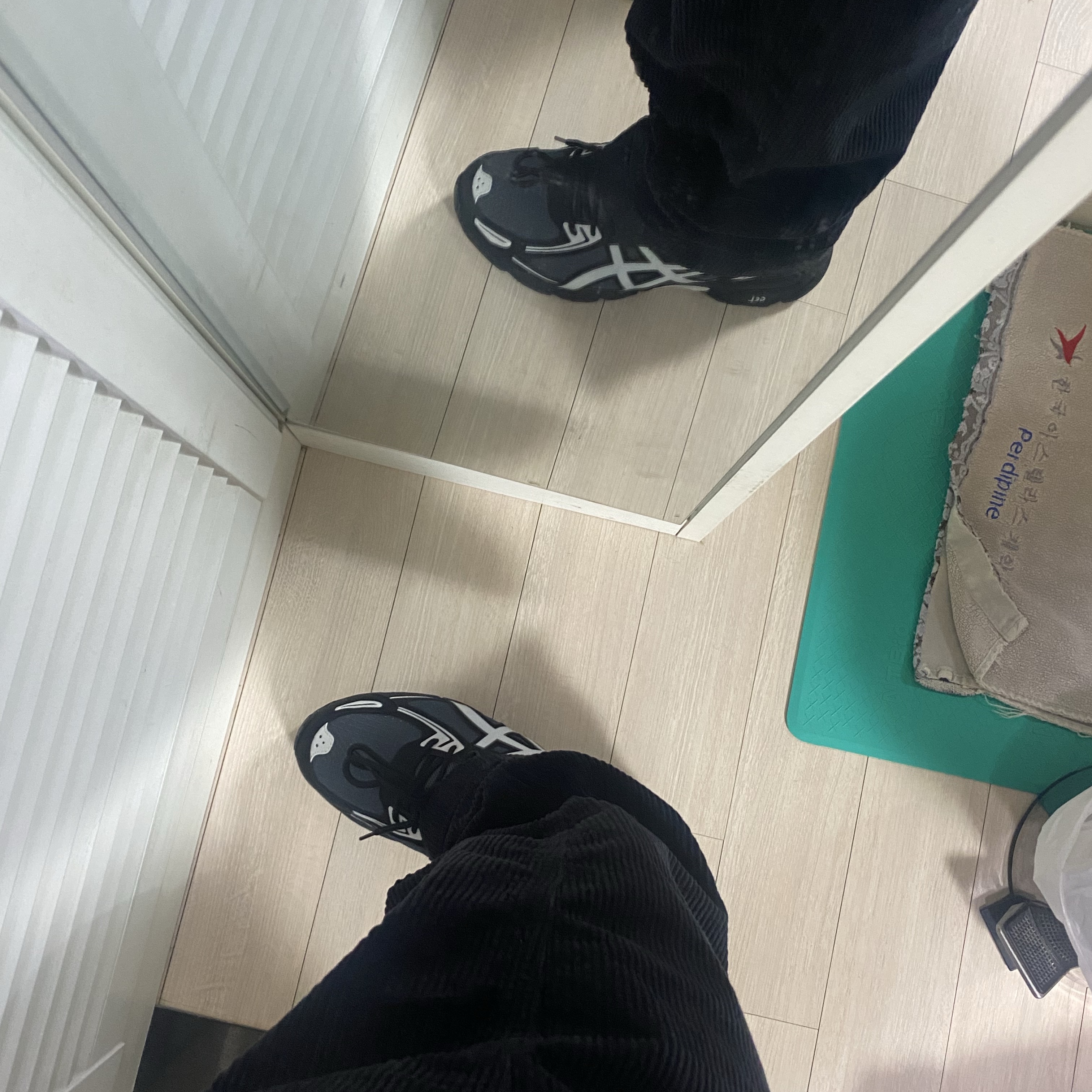 Asics Gel-Venture 6 Carrier Grey 착용 스타일 - 3