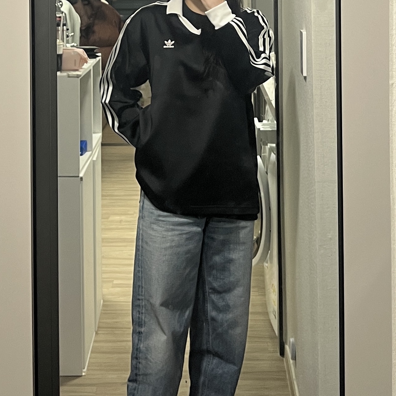 (W) Adidas 3-Stripes Satin Long Sleeve T-Shirt Black - KR Sizing 착용 스타일