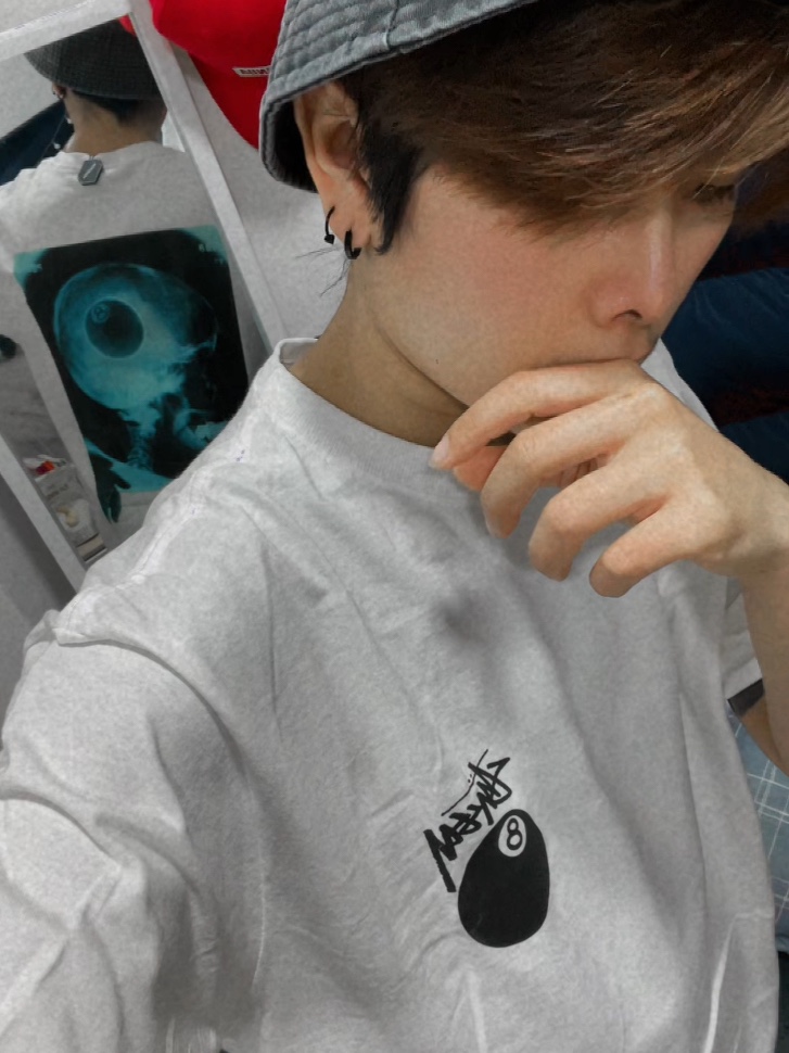 Stussy X-Ray T-Shirt White 착용 스타일 - 2