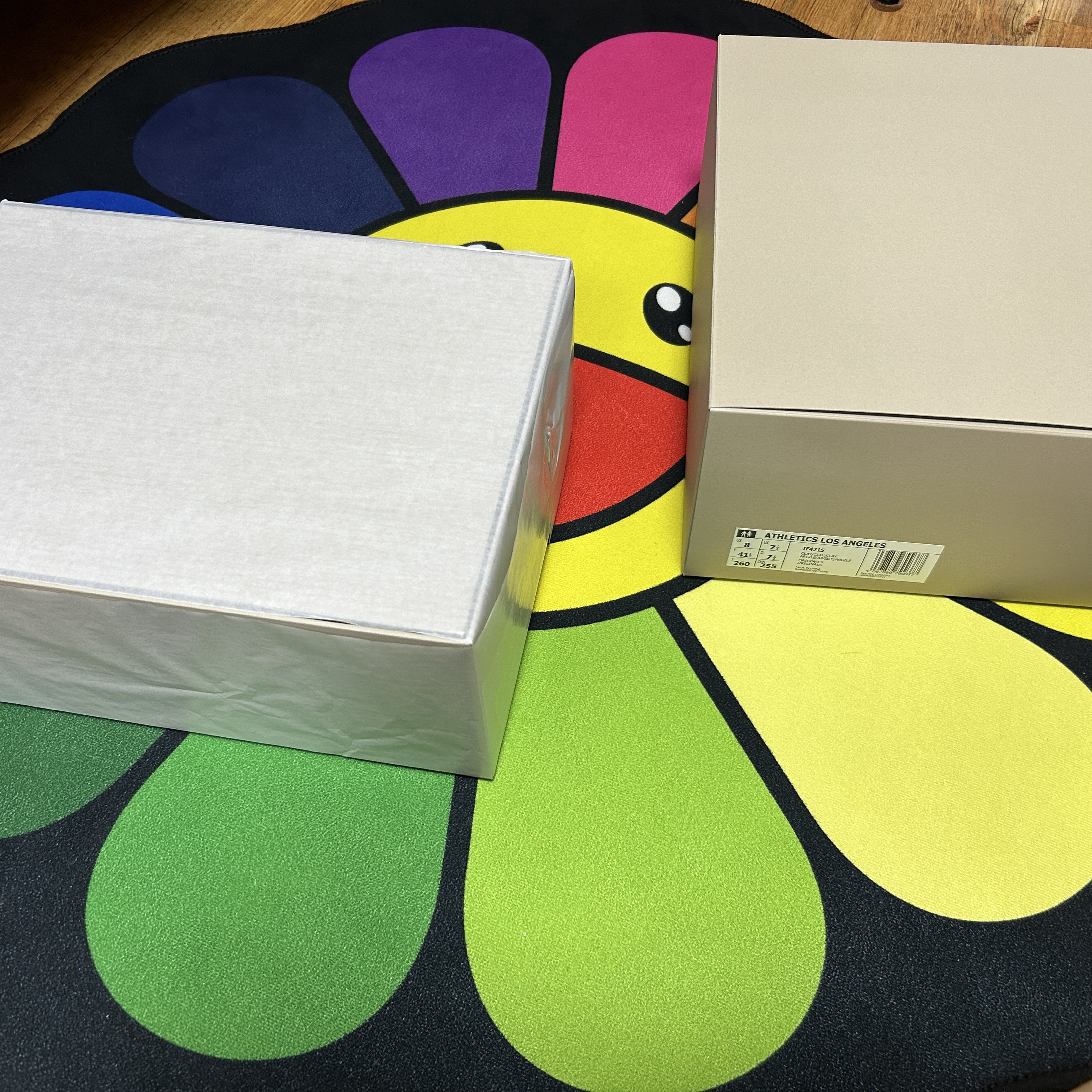 Adidas x Fear of God Athletics Los Angeles Clay 착용 스타일 - 3