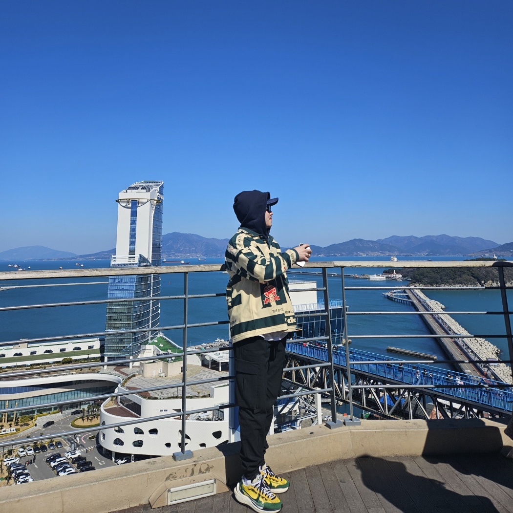 Nike x Cactus Plant Flea Market Long Sleeve Polo Natural - US/EU, Nike x Sacai VaporWaffle Tour Yellow & Gorge Green Sail 착용 스타일 - 2