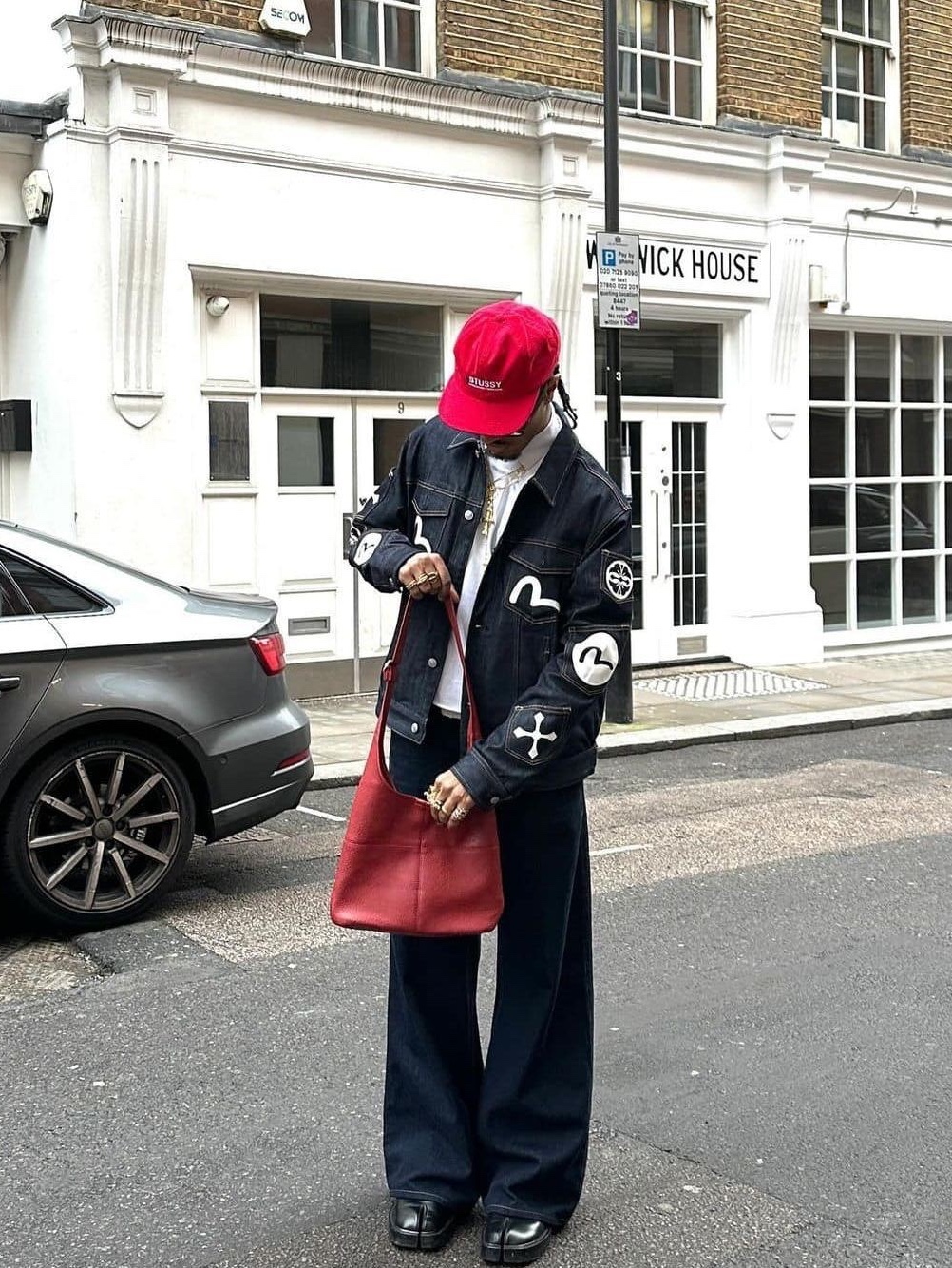 Supreme Washed Chino Twill Camp Cap Red, Stussy Stock Low Pro Cap Red 착용 스타일 - 3