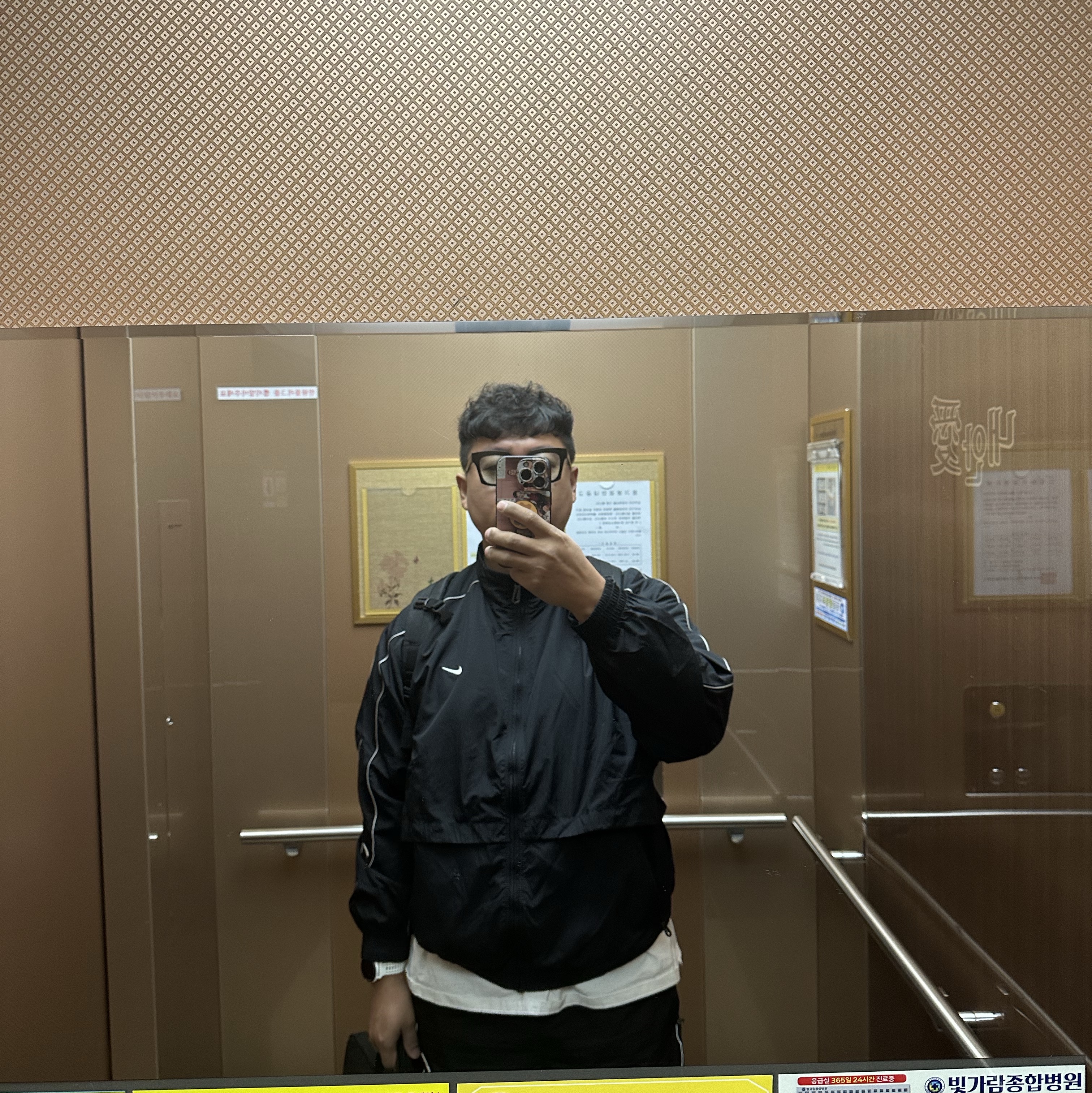 Nike NSW Solo Swoosh Woven Track Jacket Black - Asia, Nike Solo Swoosh Track Pants Black - Asia 착용 스타일