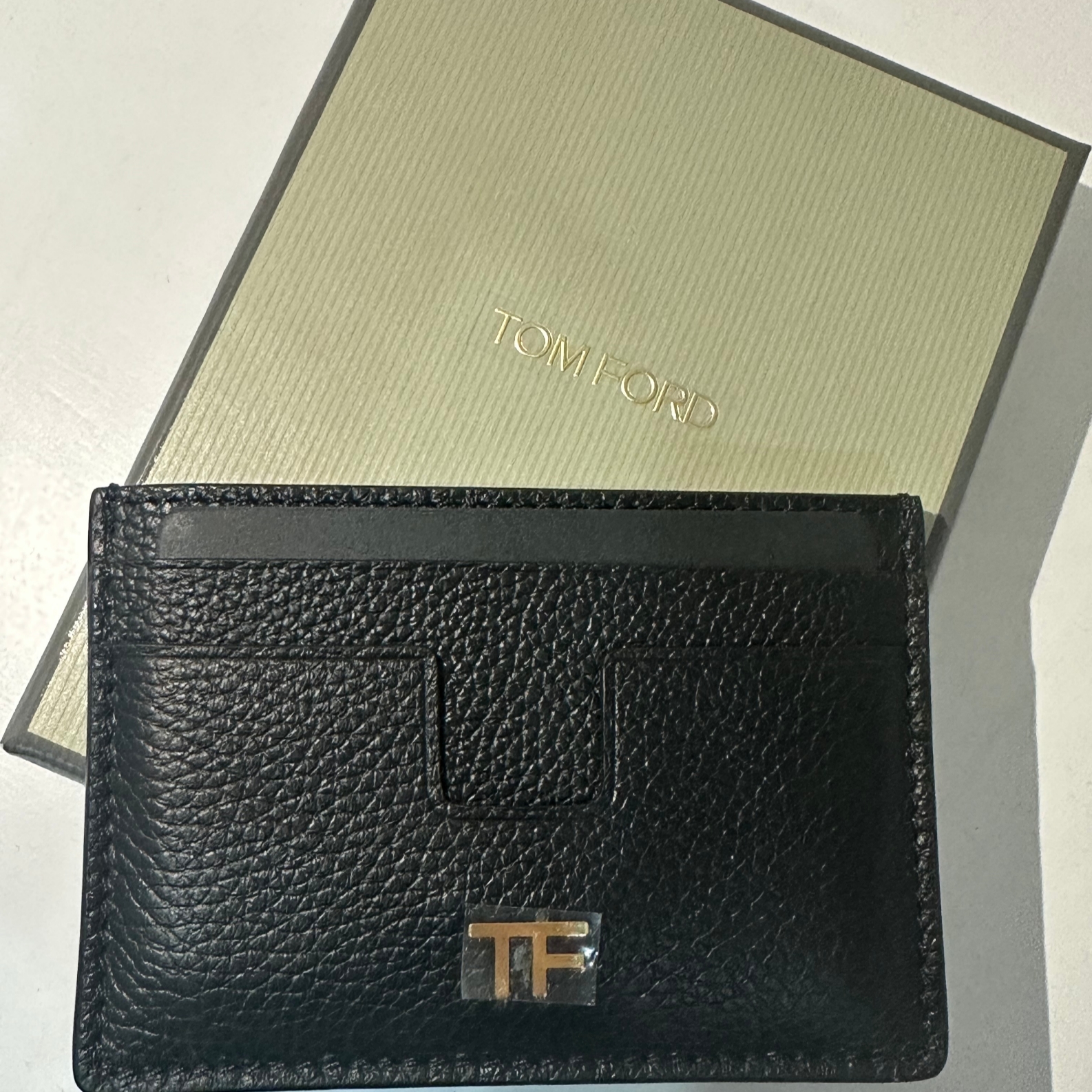 Tom Ford Leather TF Card Holder Black 착용 스타일