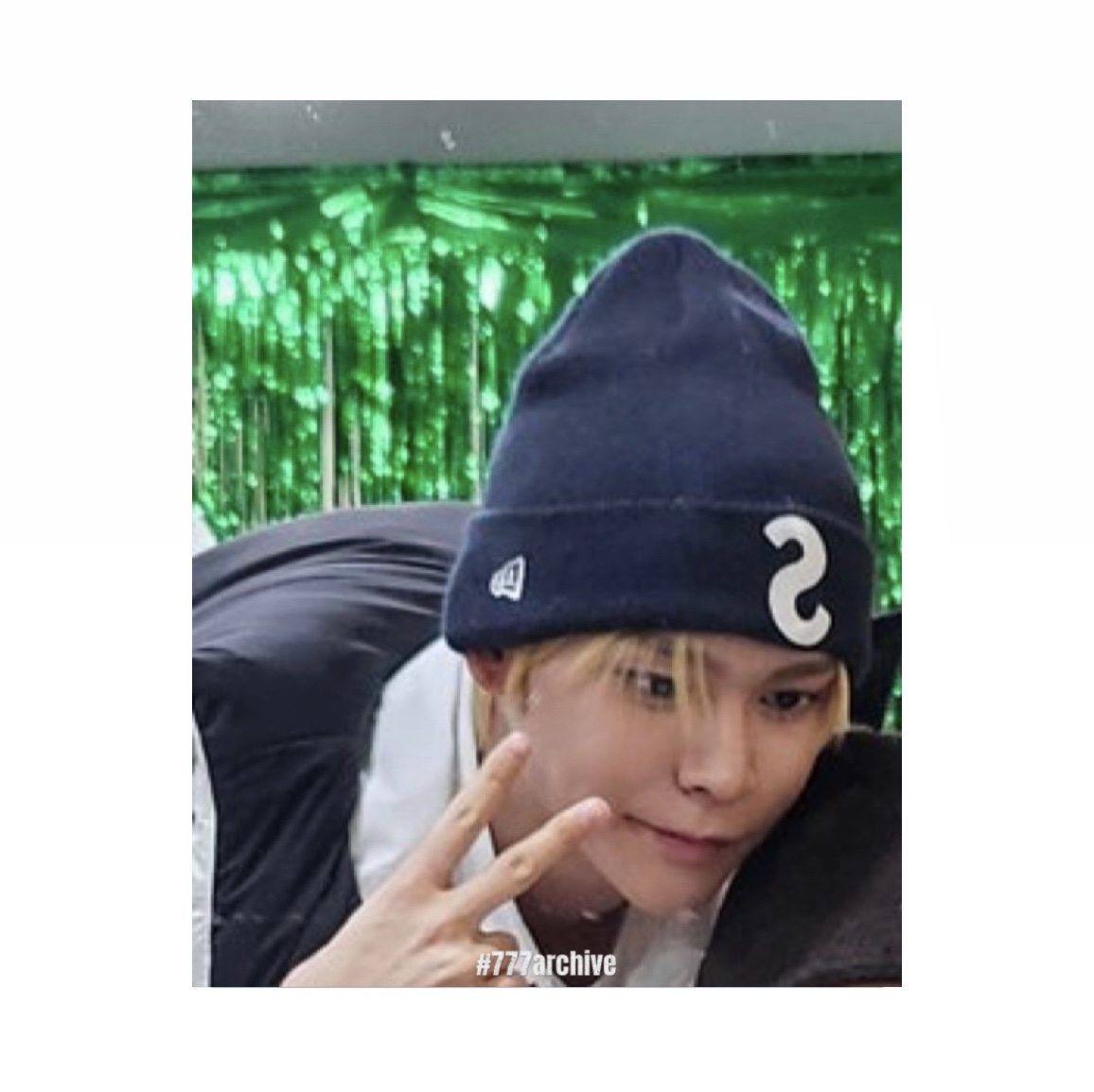 Supreme New Era S Logo Beanie Navy - 23FW, Chrome Hearts Cross Patch Cashmere Beanie Black Blue 착용 스타일 - 3