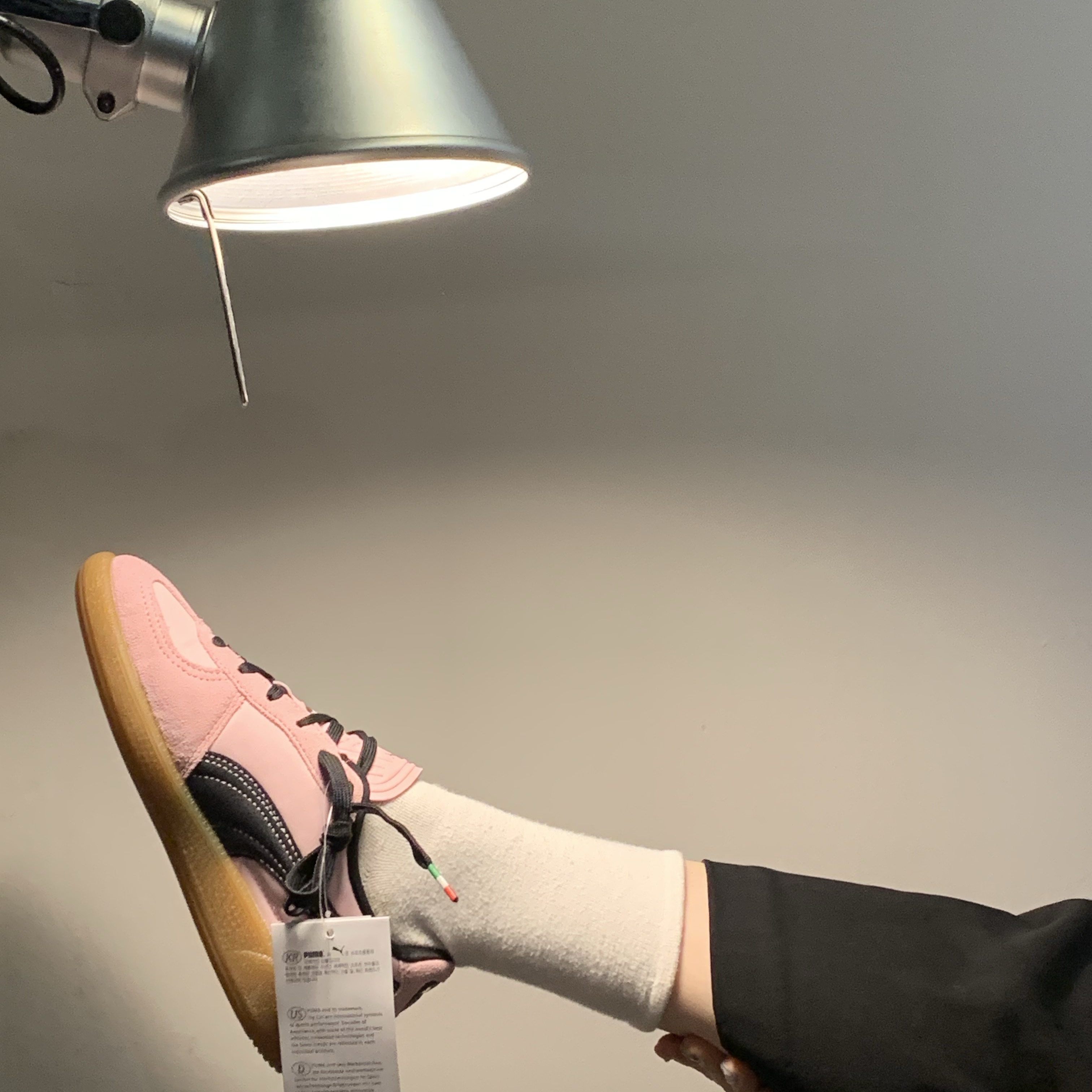 Puma x Palermo F.C. Sneakers Bright Pink Black 착용 스타일 - 2