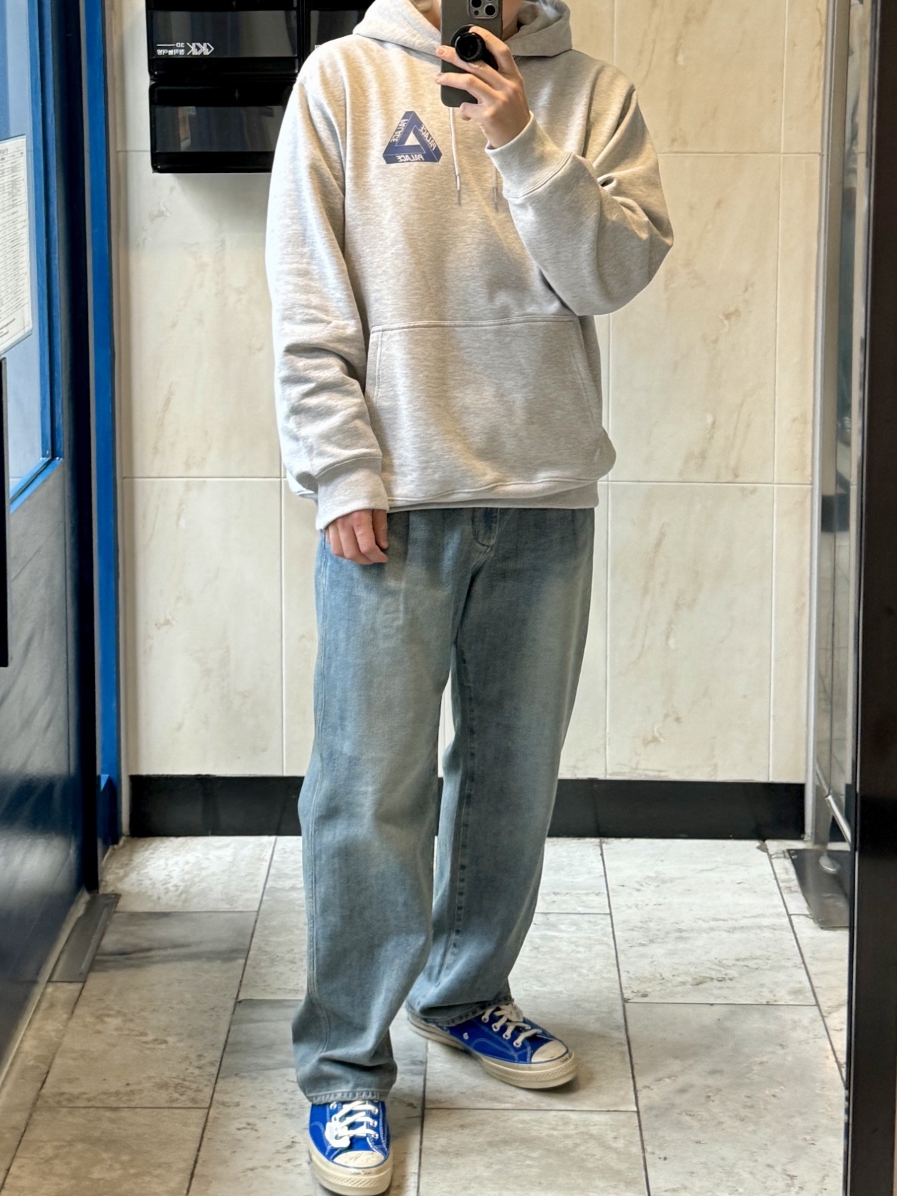 Palace Bit Grippy Tri-Ferg Hood Grey Marl - 24SS, Converse x Ader Error Chuck 70 Ox Imperial Blue 착용 스타일
