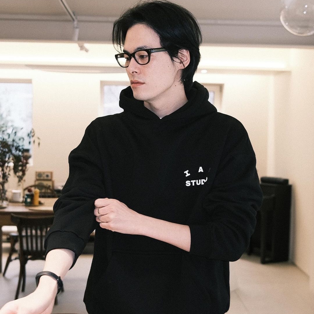 IAB Studio Hoodie Black, IAB Studio Hoodie Deep Green 착용 스타일 - 2