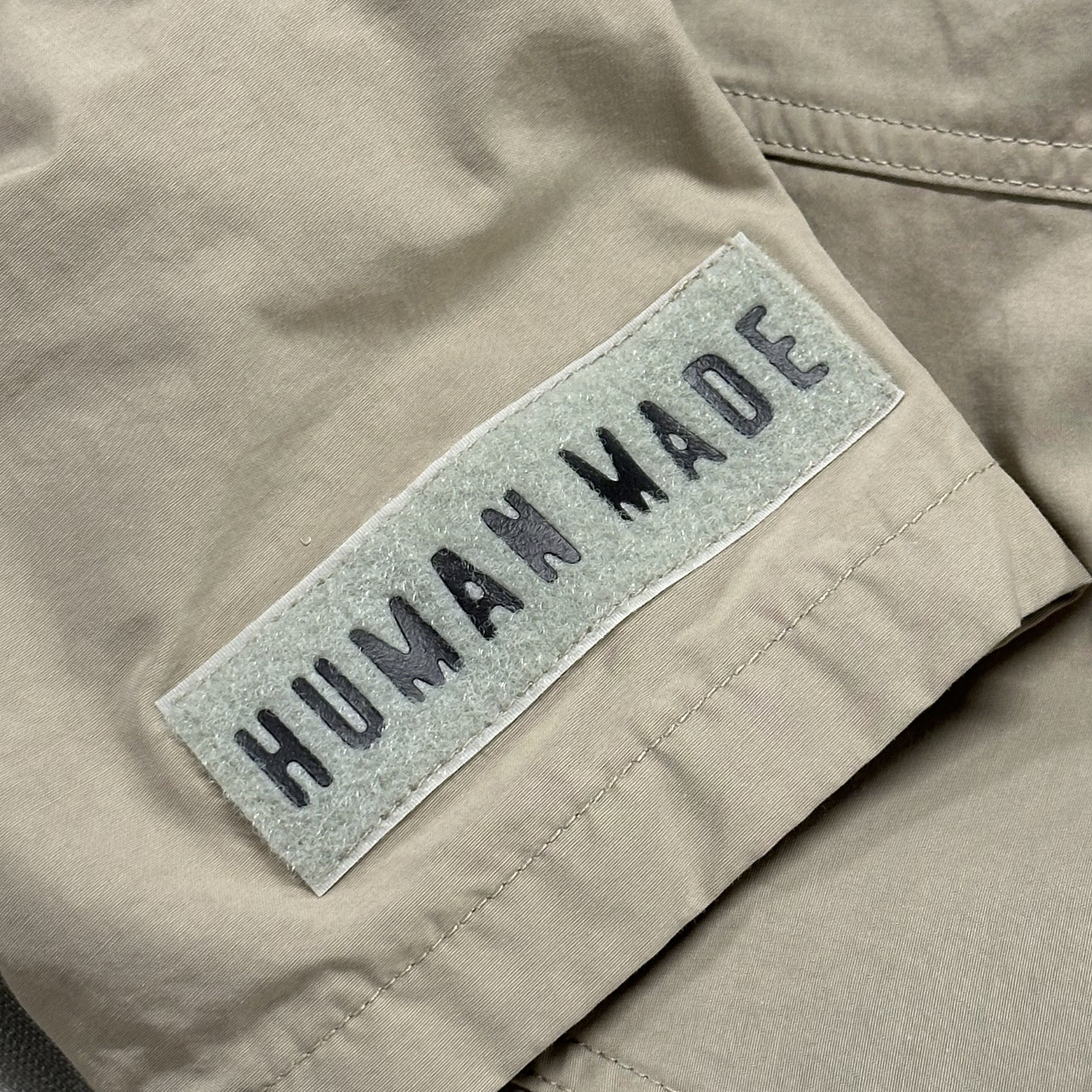 Human Made Mountain Parka Beige 착용 스타일 - 3