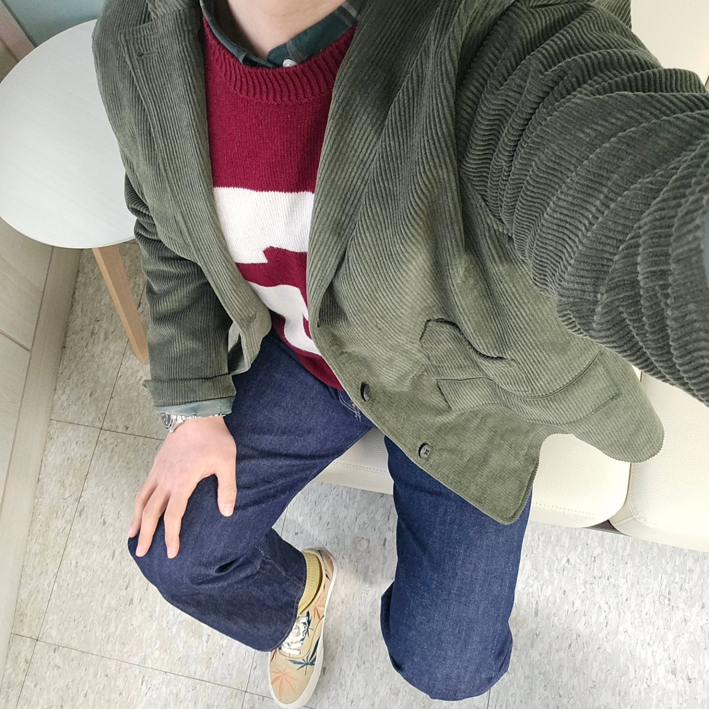 Vans Vault OG Authentic LX Blue Dream, Omega Seamaster Planet Ocean 600M Co Axial Master Chronometer Steel Black 착용 스타일 - 4