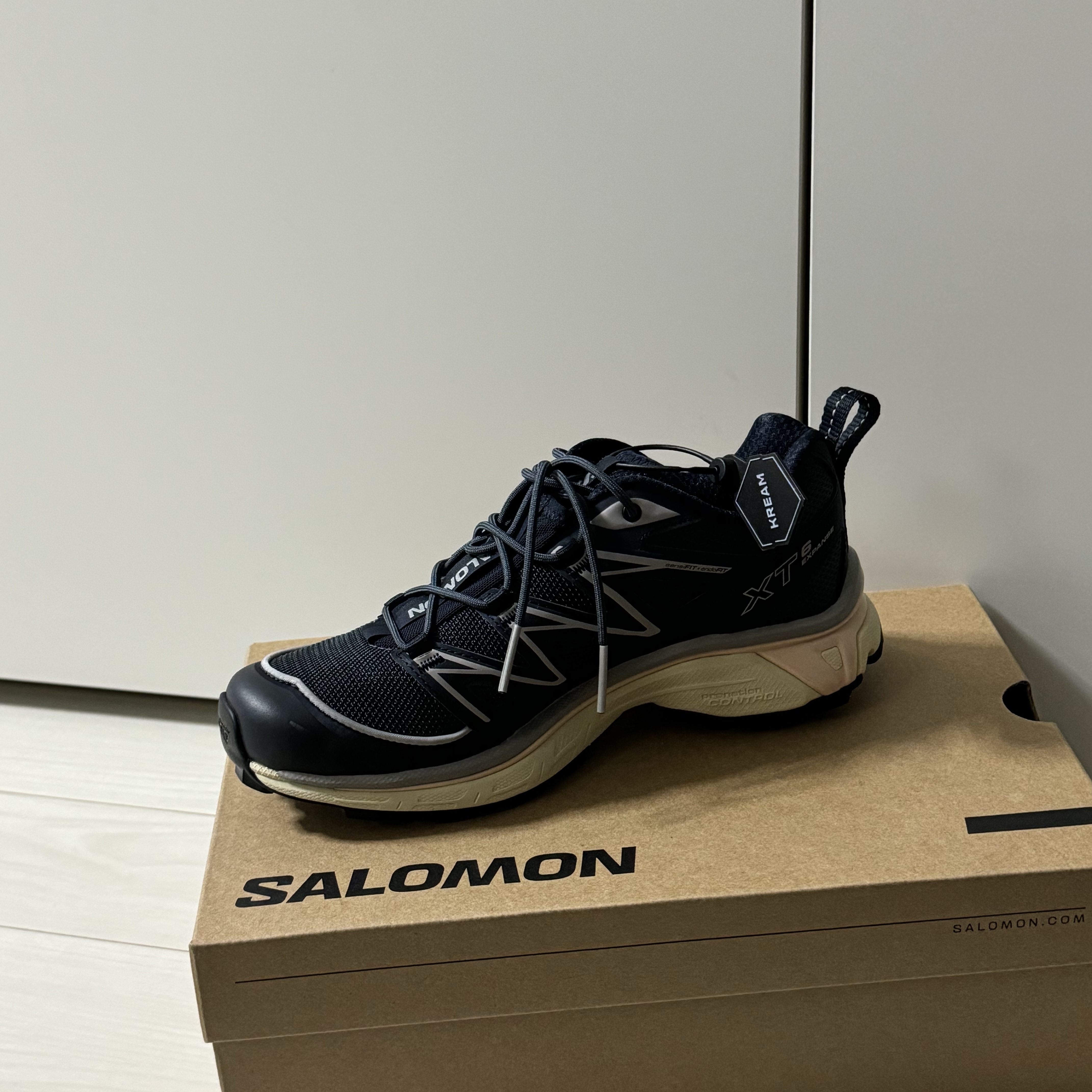 Salomon XT-6 Expanse Dark Sapphire India Ink 착용 스타일