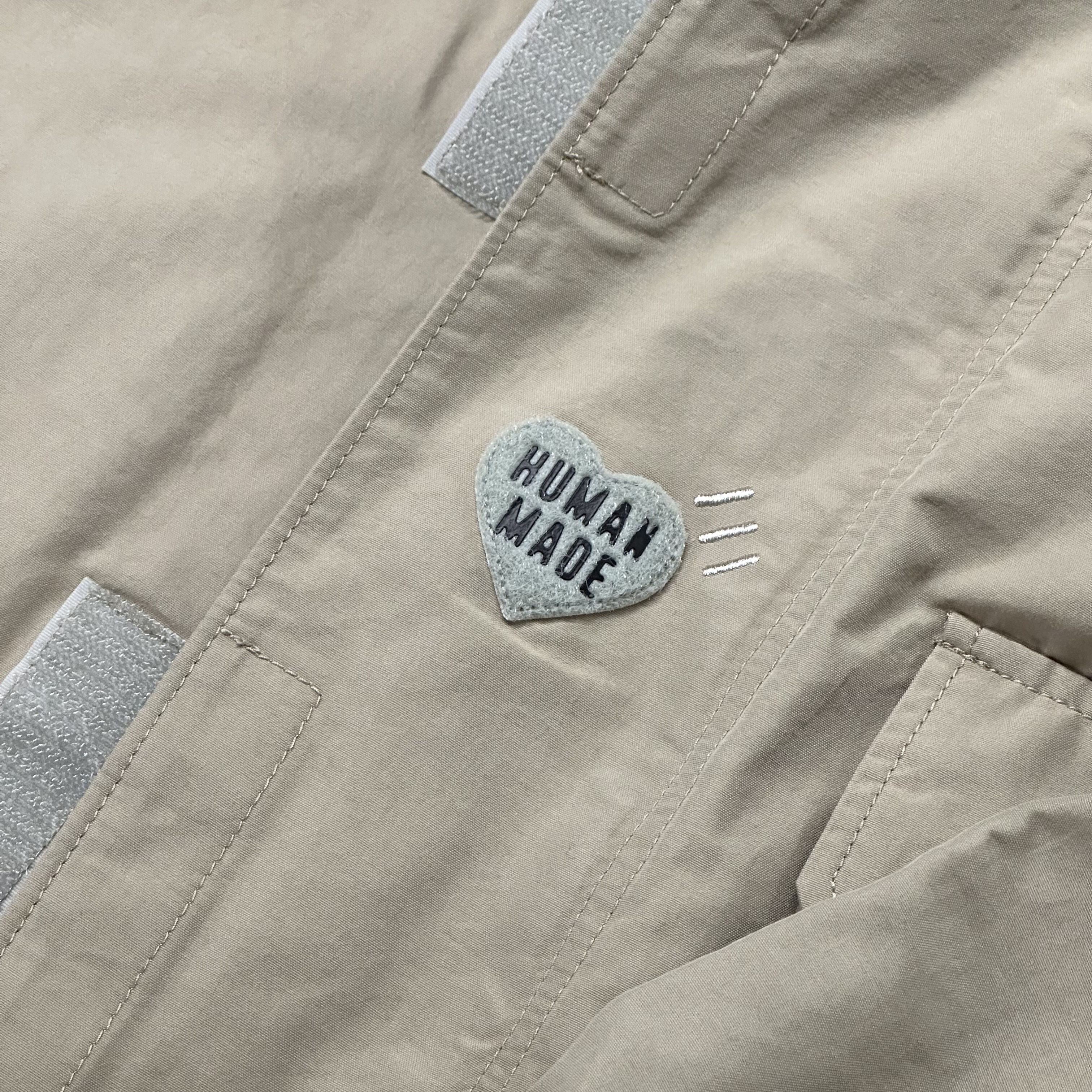 Human Made Mountain Parka Beige 착용 스타일 - 2