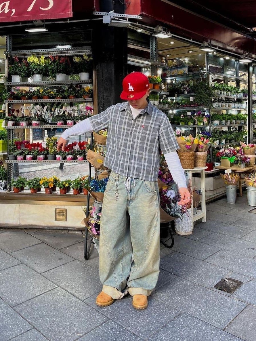 Supreme Washed Chino Twill Camp Cap Red, Stussy Stock Low Pro Cap Red 착용 스타일 - 4