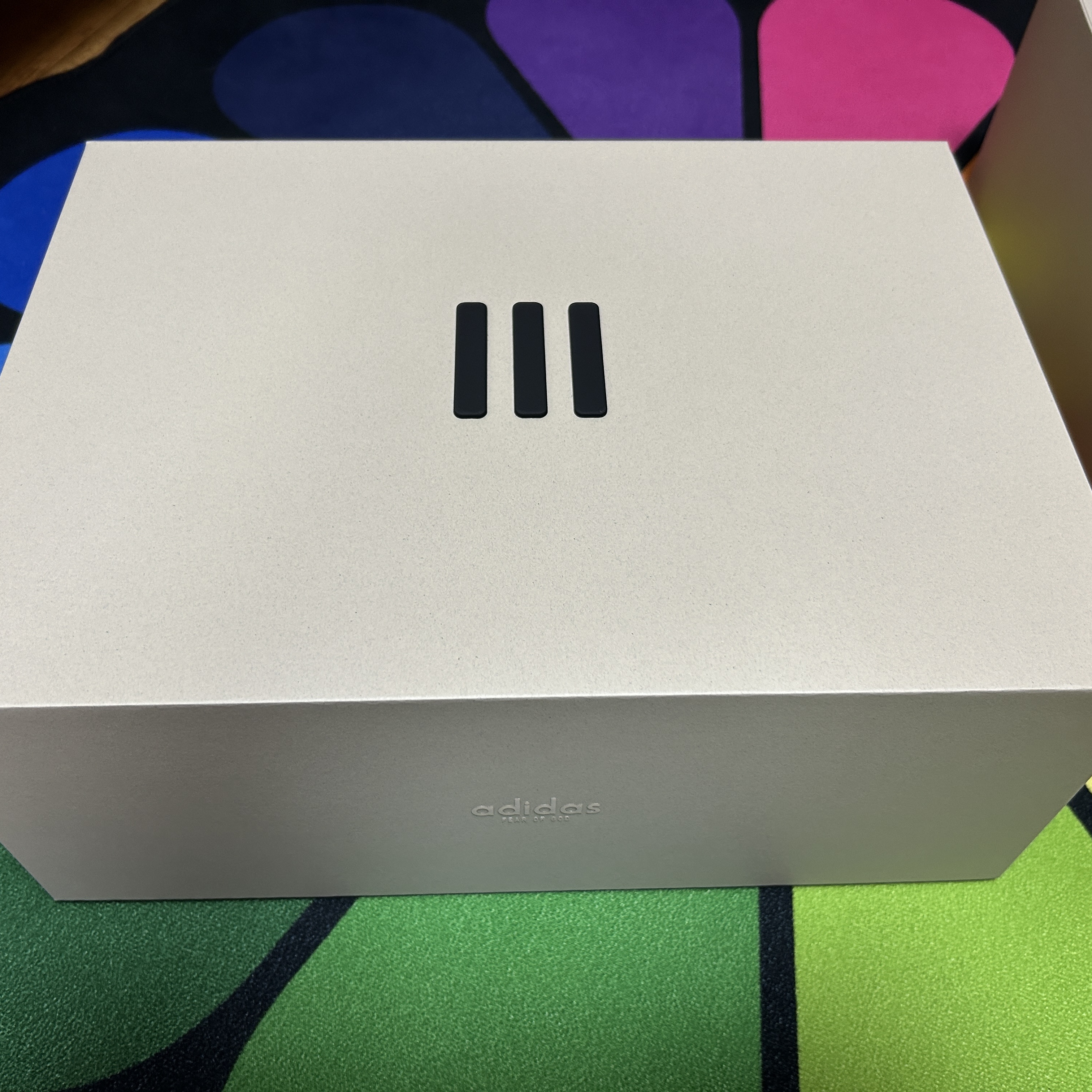 Adidas x Fear of God Athletics Los Angeles Clay 착용 스타일 - 2