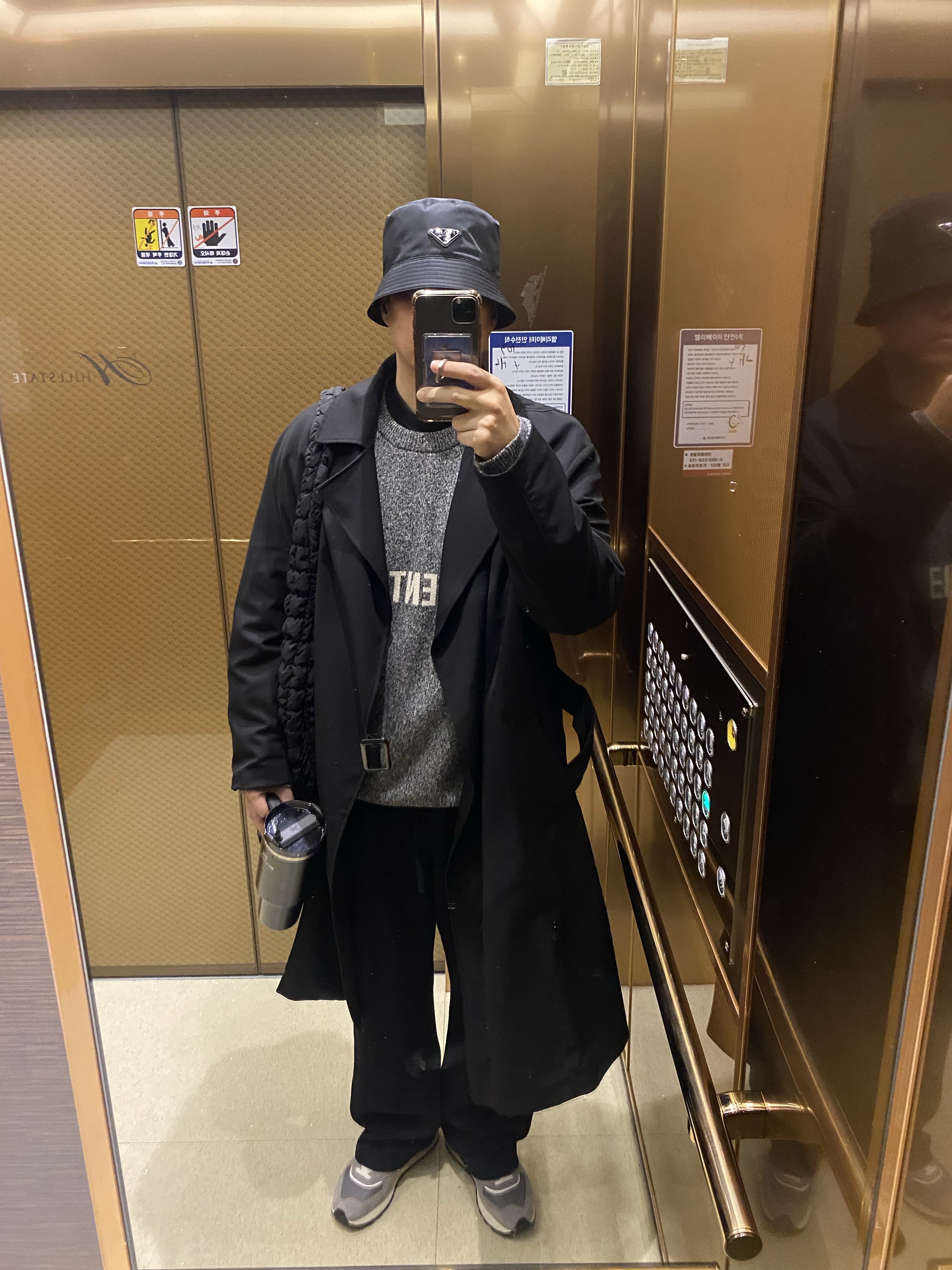 Essentials Knit Sweater Grey Melange - 20SS, New Balance 574 Legacy Grey 착용 스타일