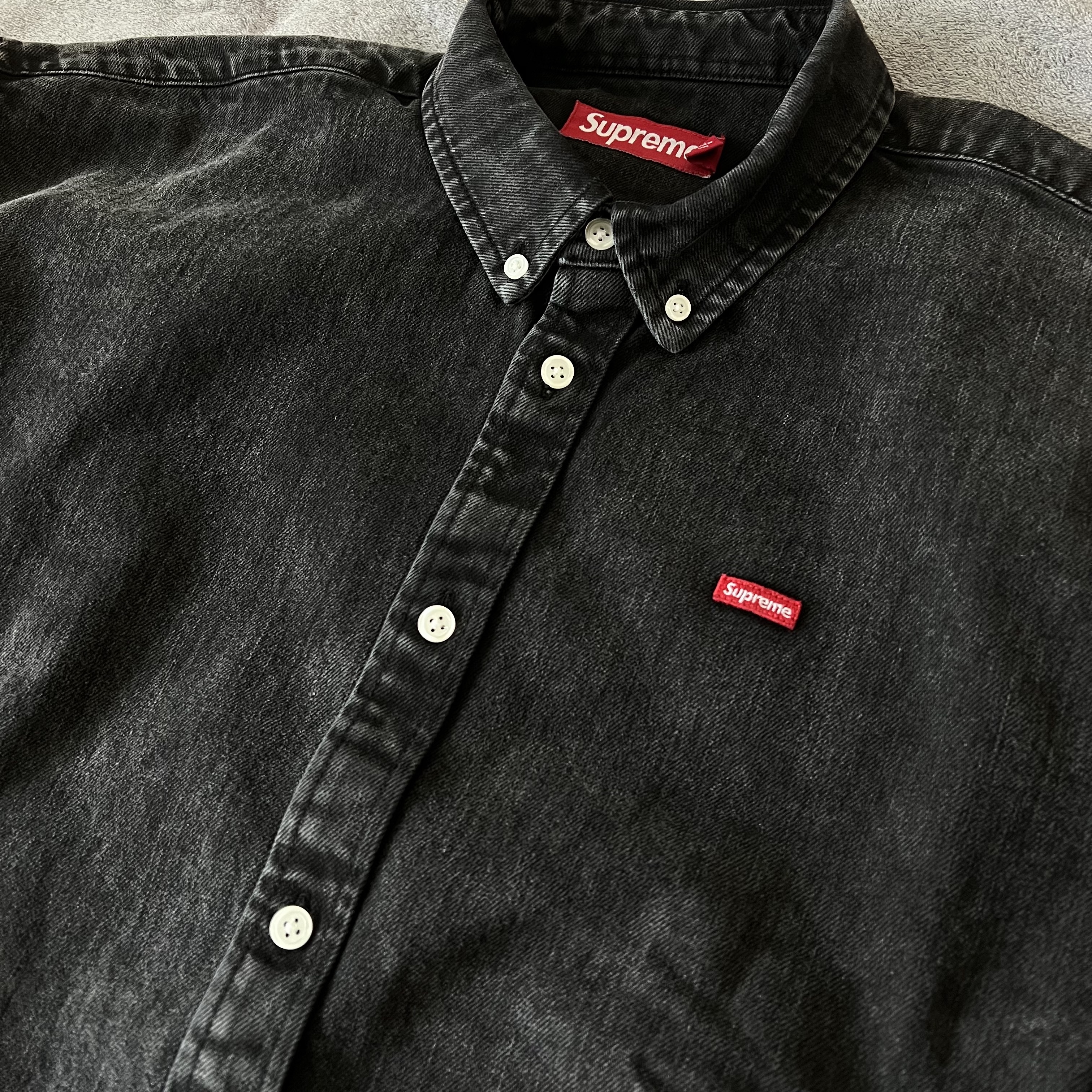 Supreme Small Box Shirt Washed Black - 24SS ์ฐฉ์ฉ ์คํ์ผ